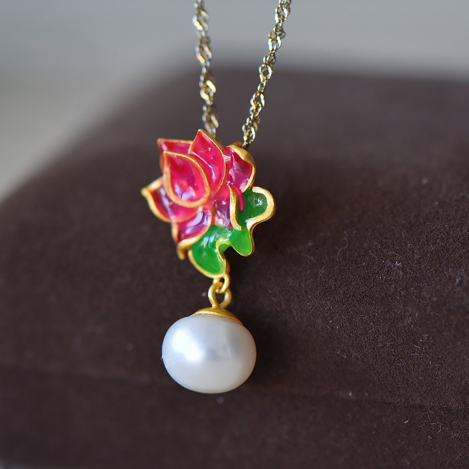 An Exquisite Sterling Silver-Gold Plated Inlaid White Jade Pendant - 2