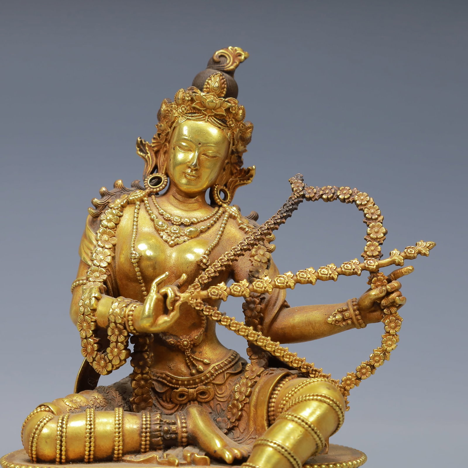An Exquisite Gilt Bronze Statue of Gadgadasvara - 2