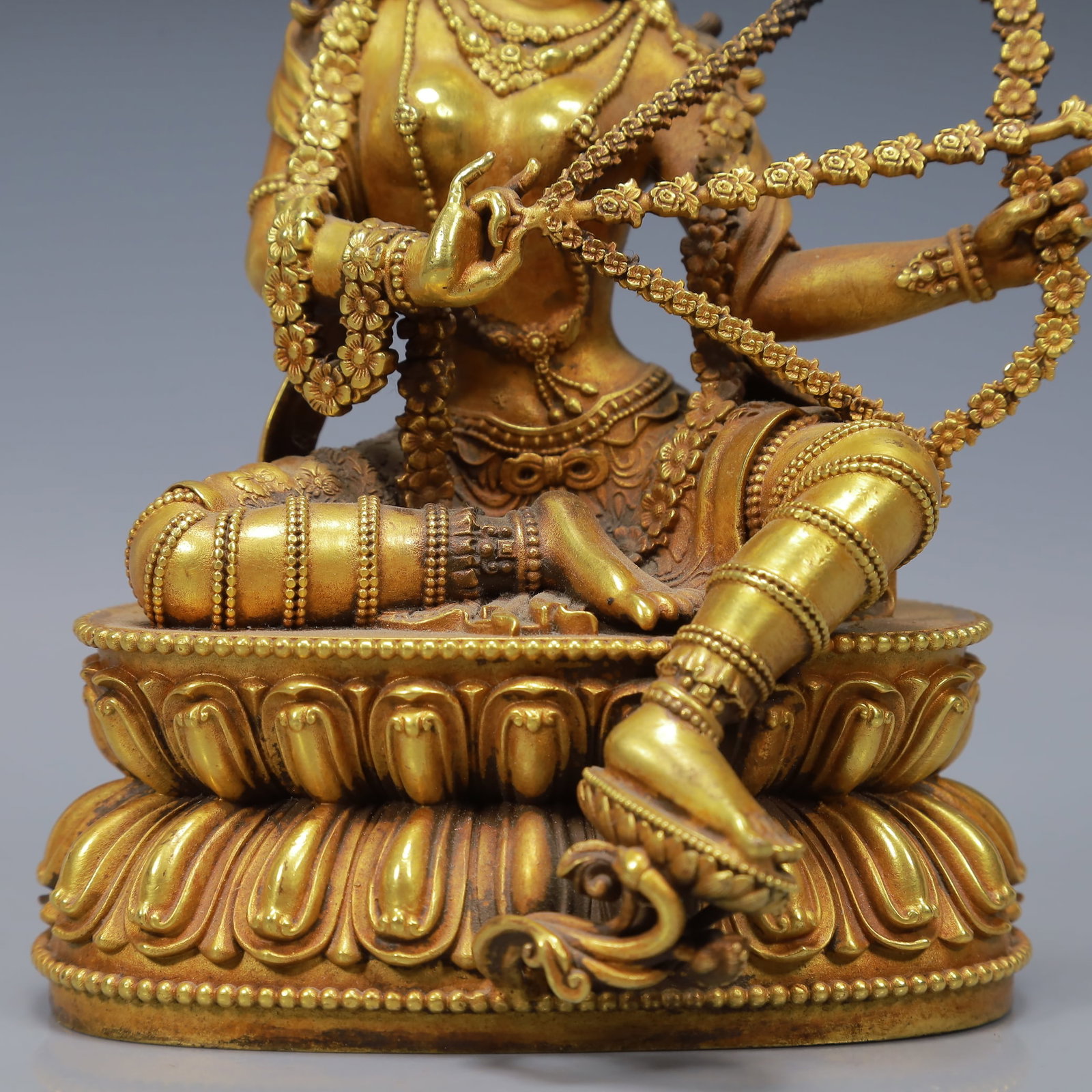 An Exquisite Gilt Bronze Statue of Gadgadasvara - 3