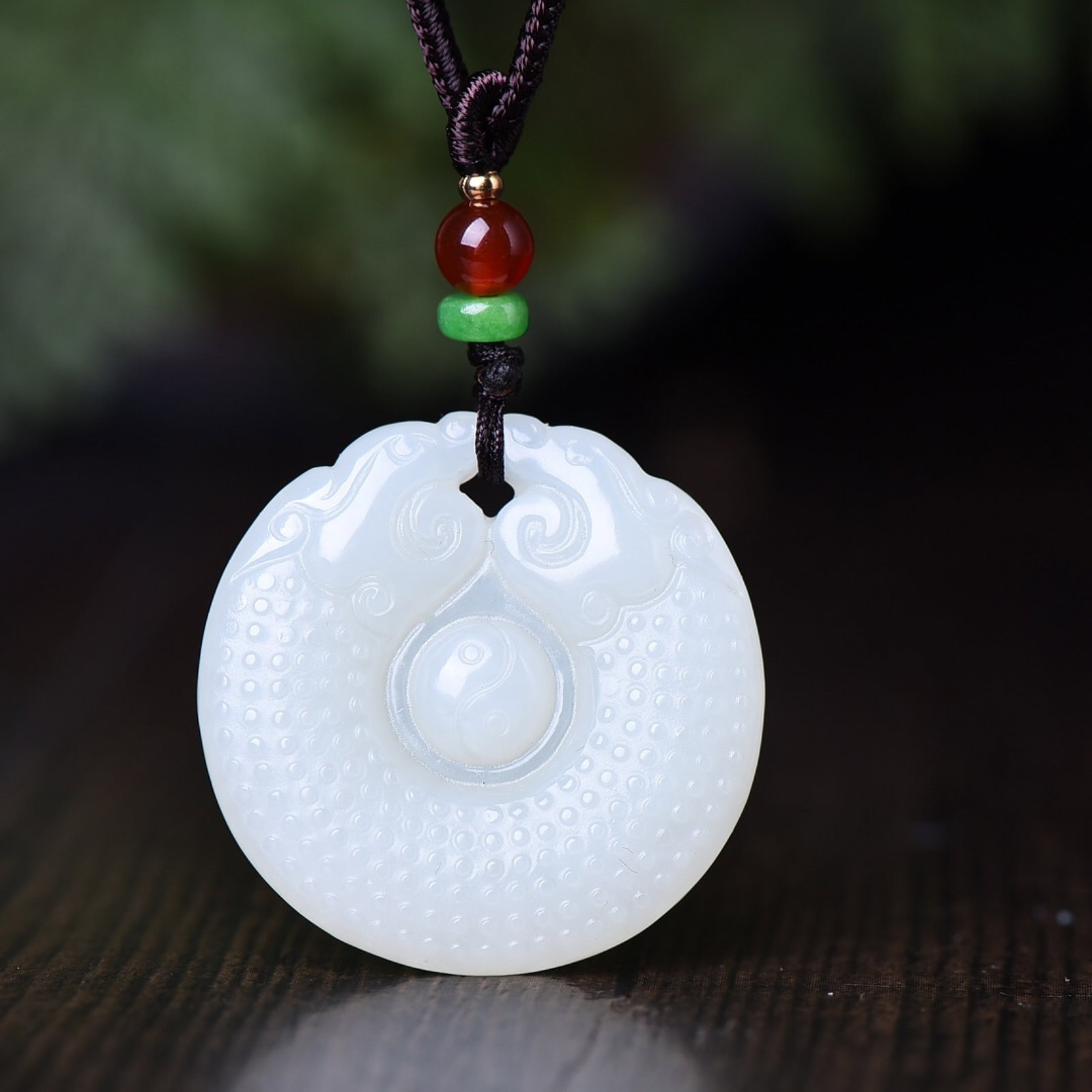 An Exquisite White Jade Dragon Pendant (1 of 5)