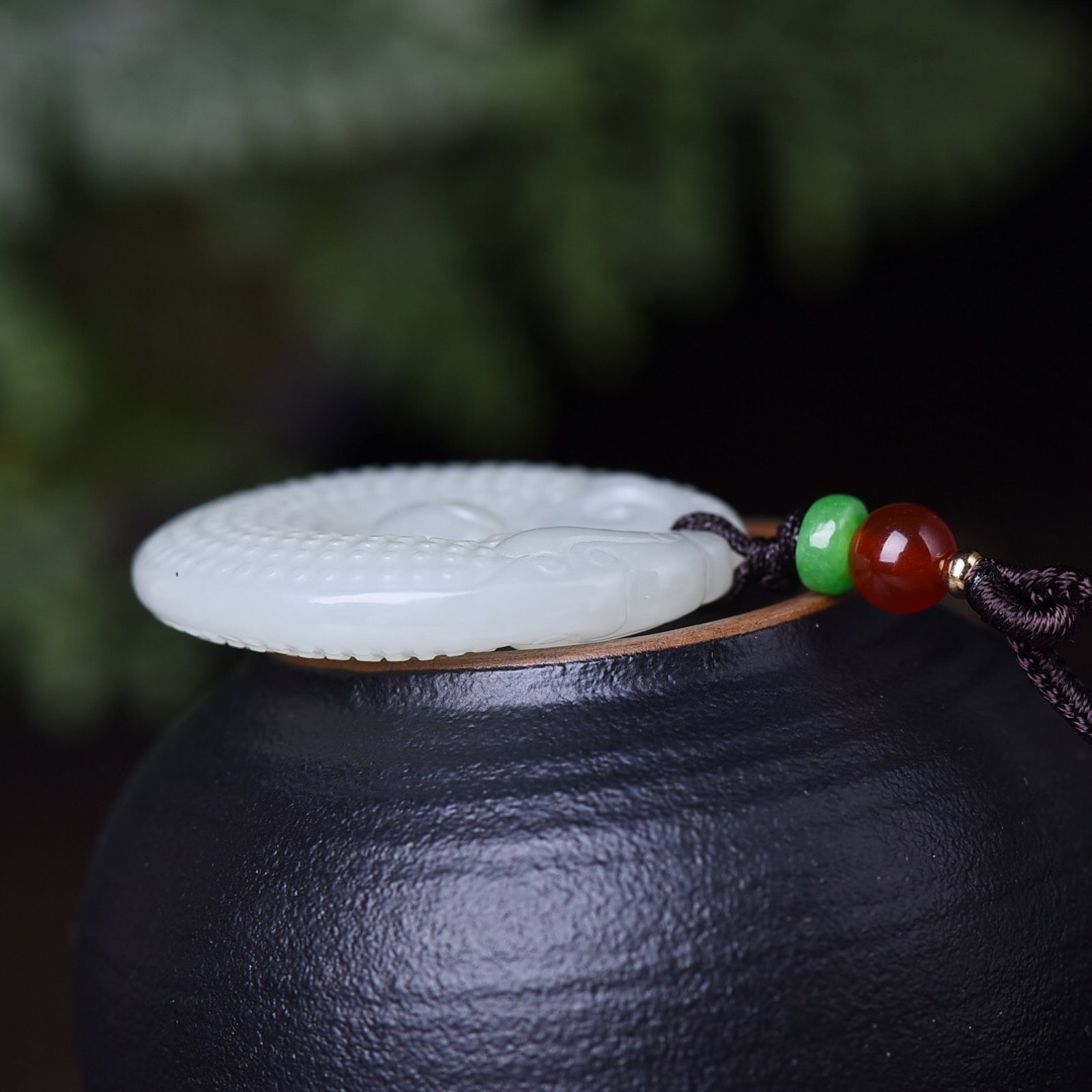 An Exquisite White Jade Dragon Pendant - 5