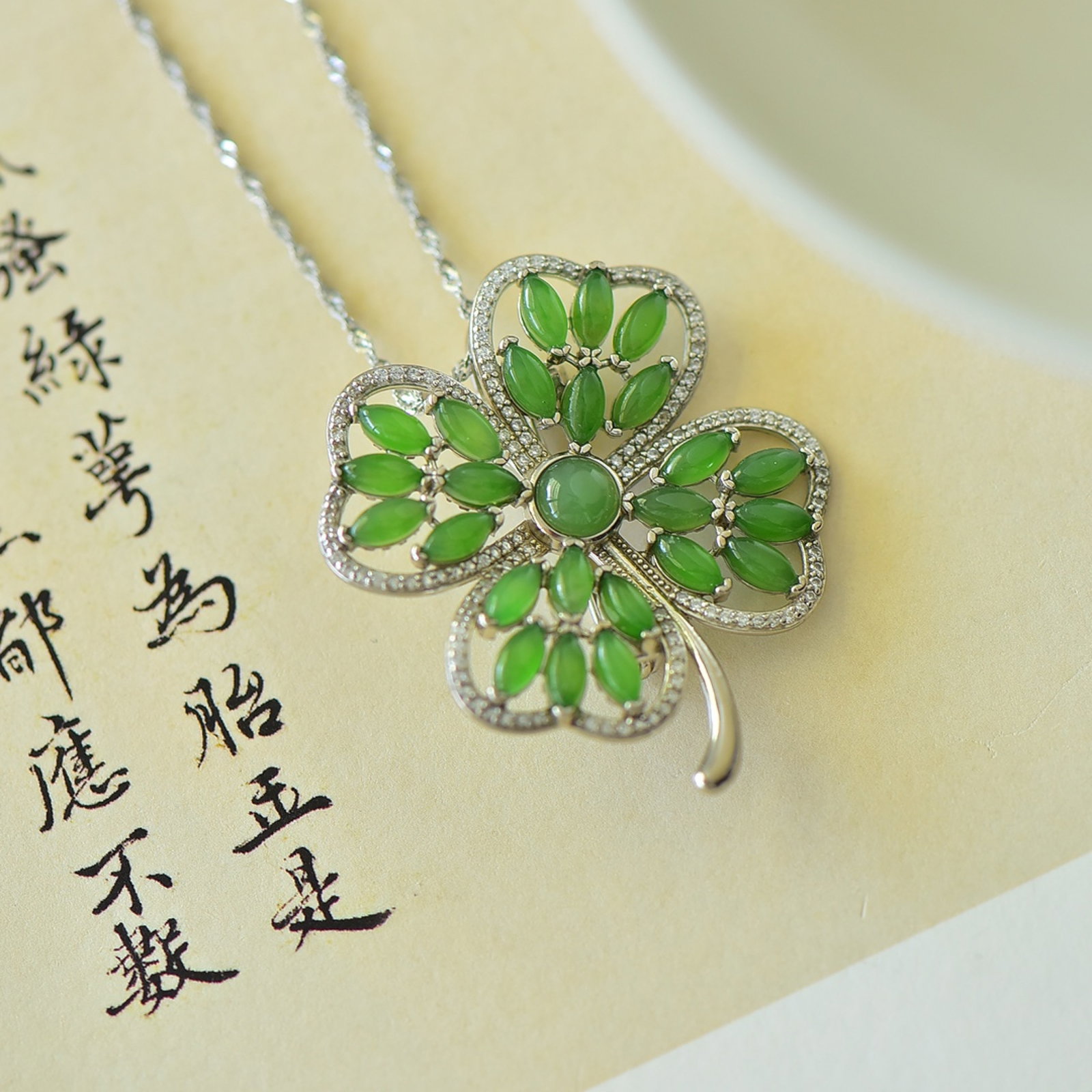 An Exquisite Sterling Silver Inlaid Jasper Pendant,Inlaid Diamond - 4