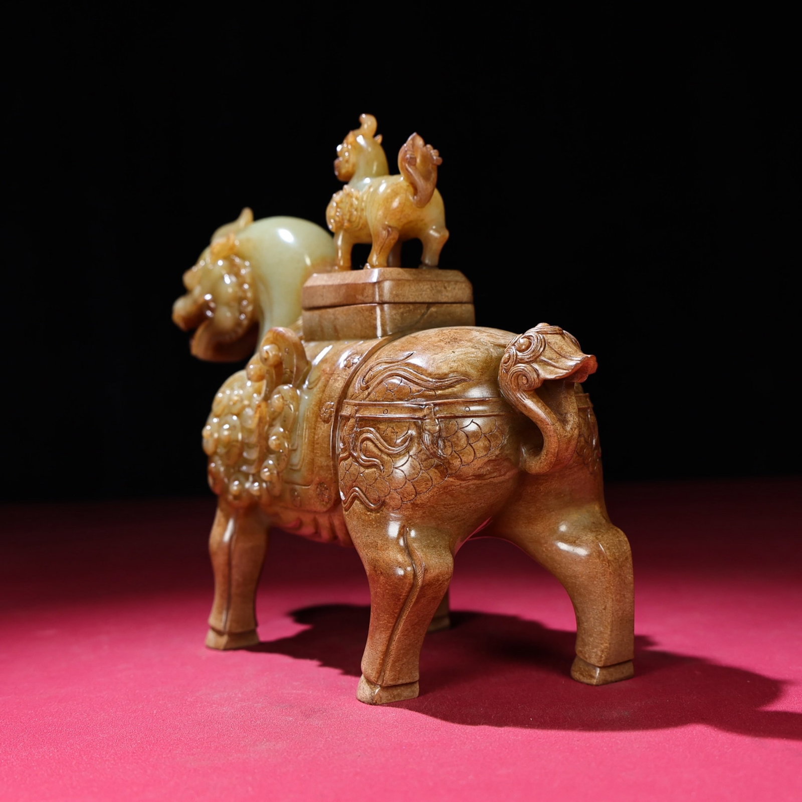 An Exquisite White Jade Lion-Shaped Utensil - 7