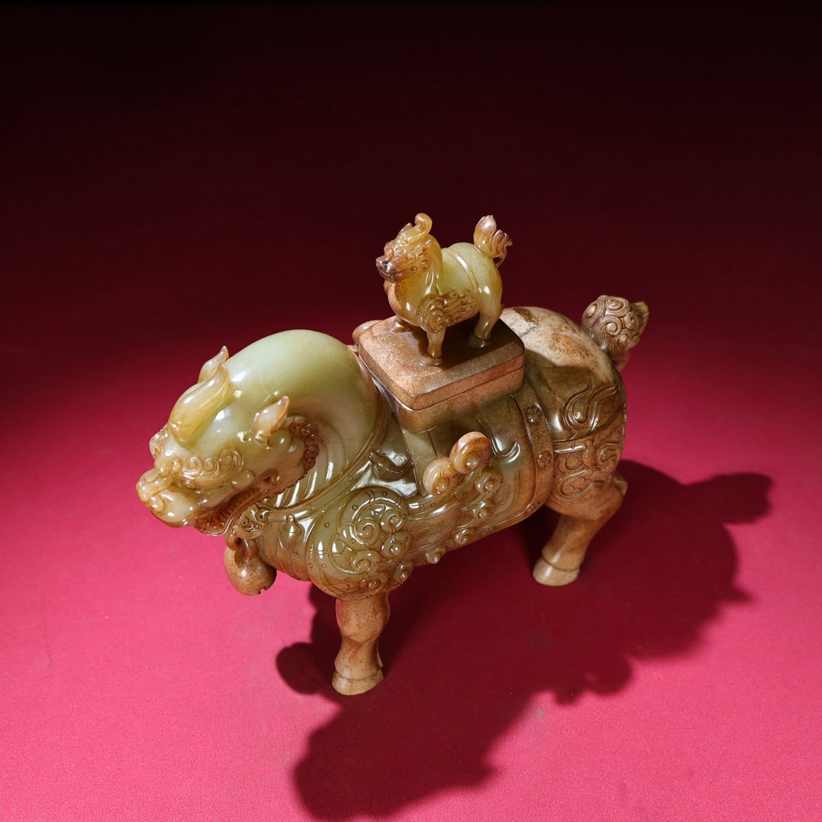 An Exquisite White Jade Lion-Shaped Utensil - 8