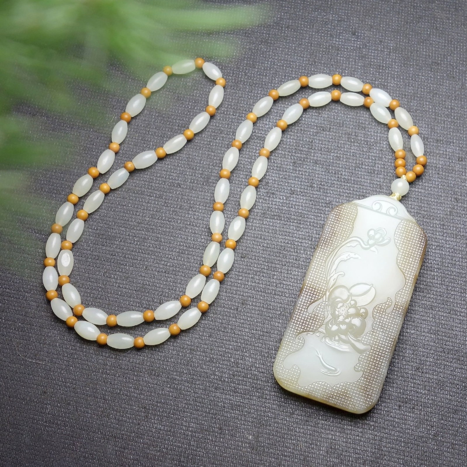 An Exquisite White Jade Lotus Pattern Pendant - 6