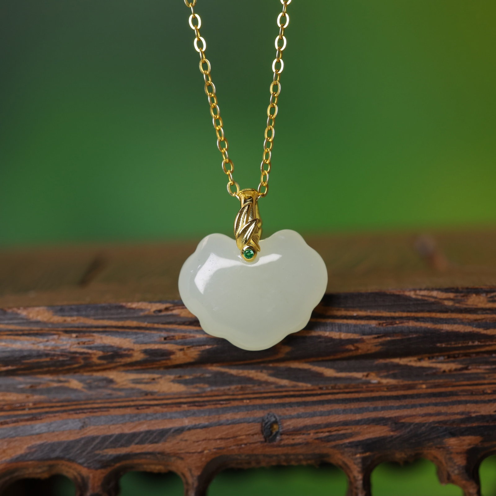An Exquisite Sterling Silver-Gold Plated Inlaid White Jade Pendant - 3