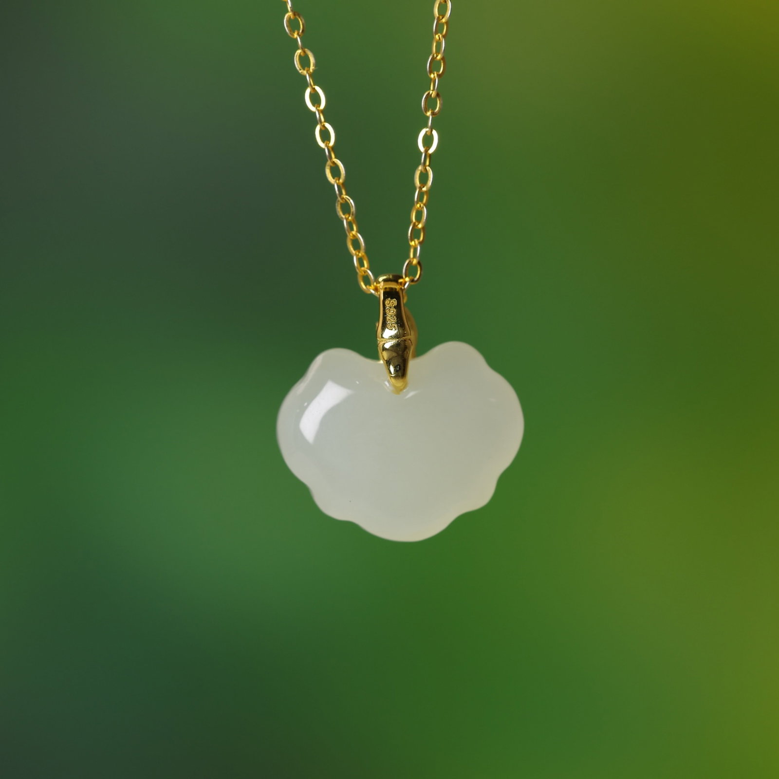 An Exquisite Sterling Silver-Gold Plated Inlaid White Jade Pendant - 6