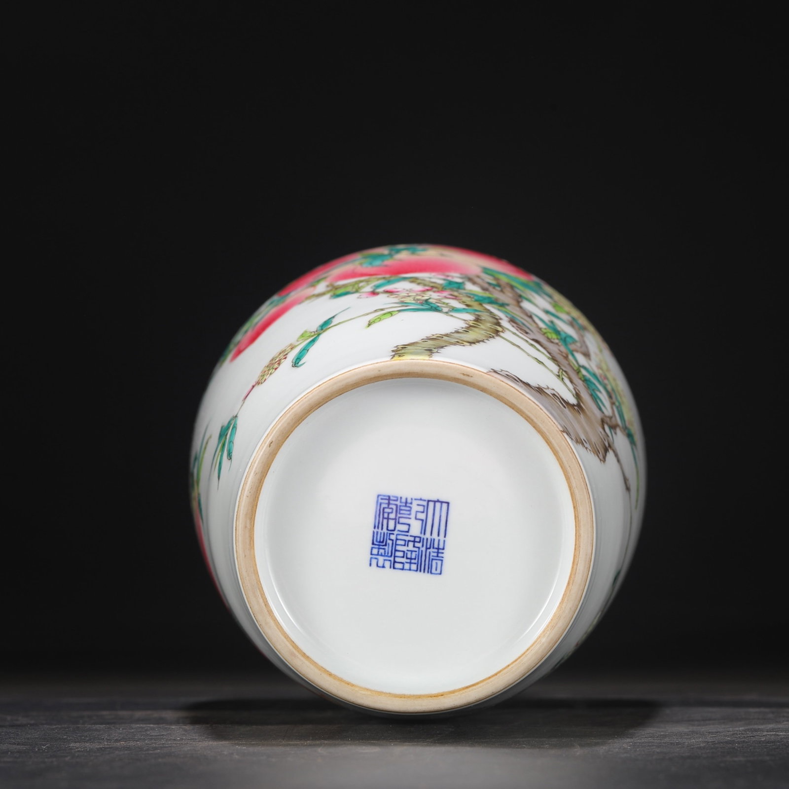 A Rare Famille-Rose Bats and Peach Pattern Vase - 9