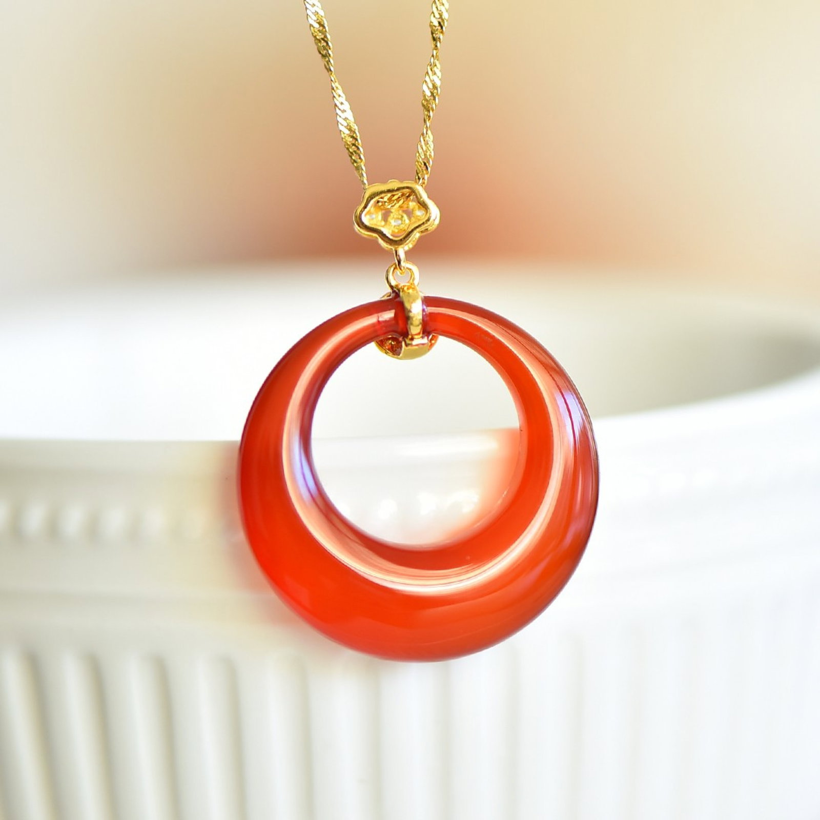 An Exquisite Sterling Silver-Gold Plated Inlaid Agate Pendant - 5