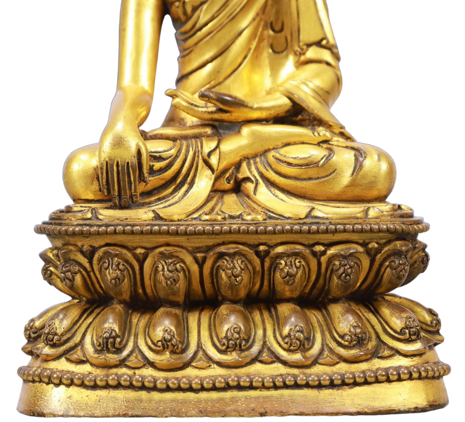A Solemn Gilt Bronze Statue of Sakyamuni - 3