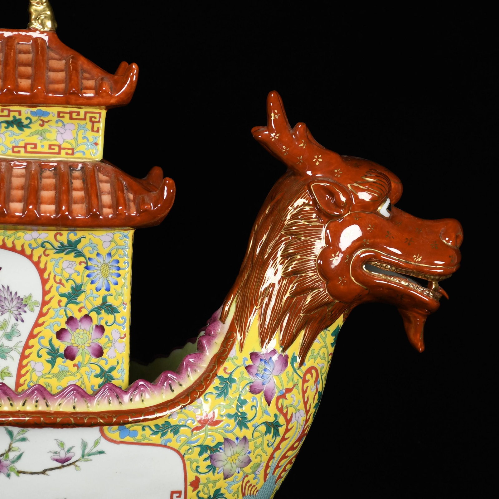 A Huge Famille-Rose Painted Gold Flower and Bird Pattern Dragon boat Ornament - 5