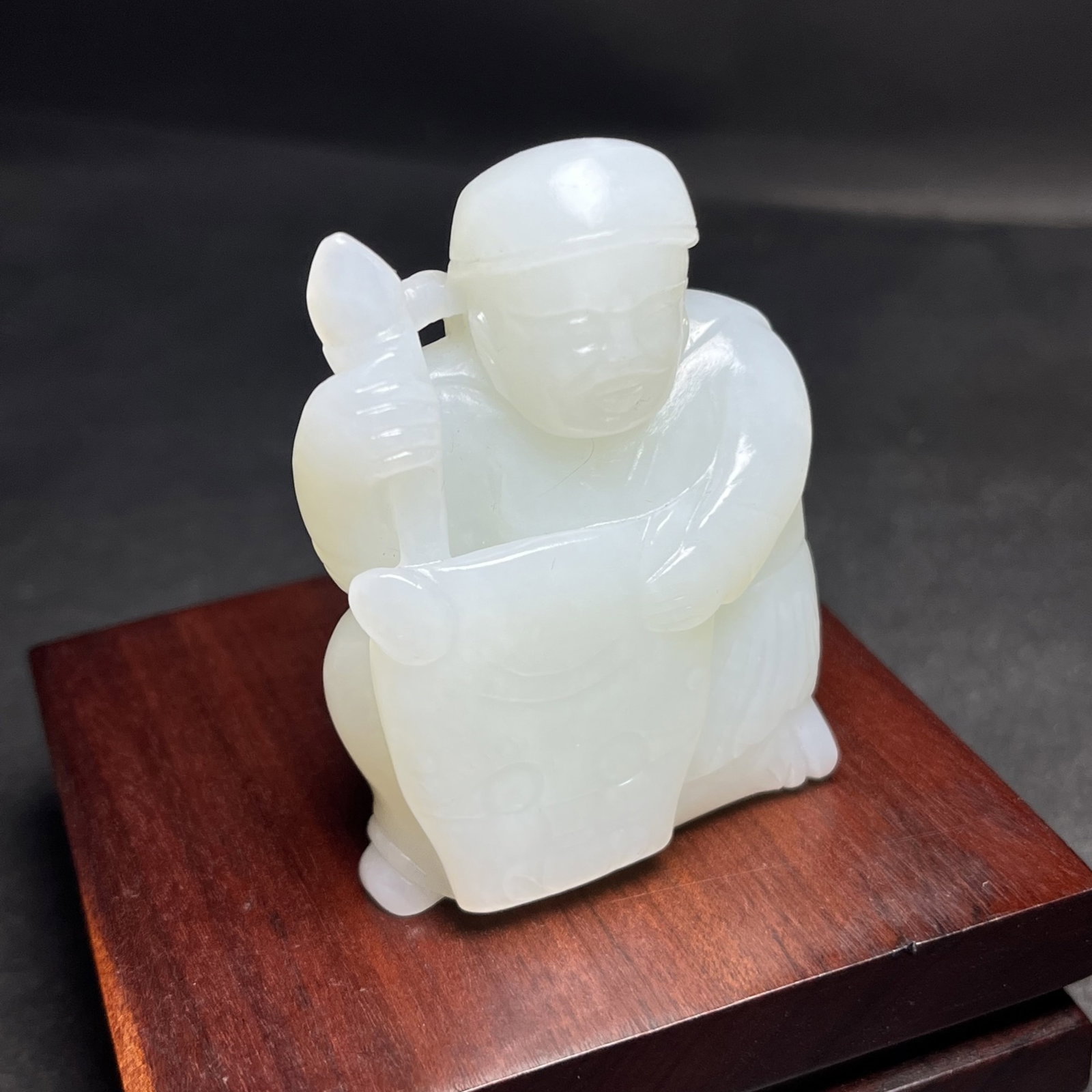 An Exquisite White Jade Figure Hand Piece - 2