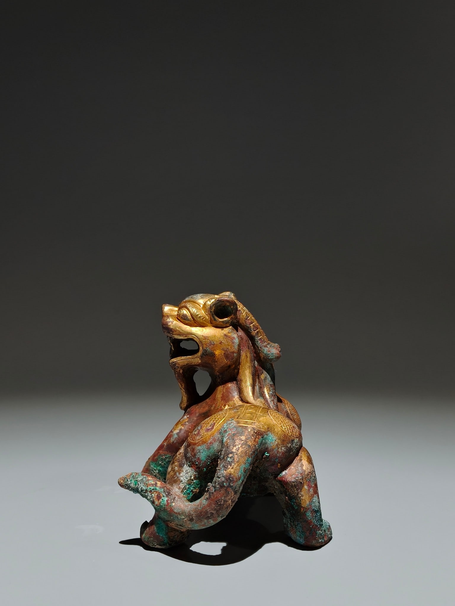 An Exquisite Gilt Bronze Auspicious Beast Ornament - 7