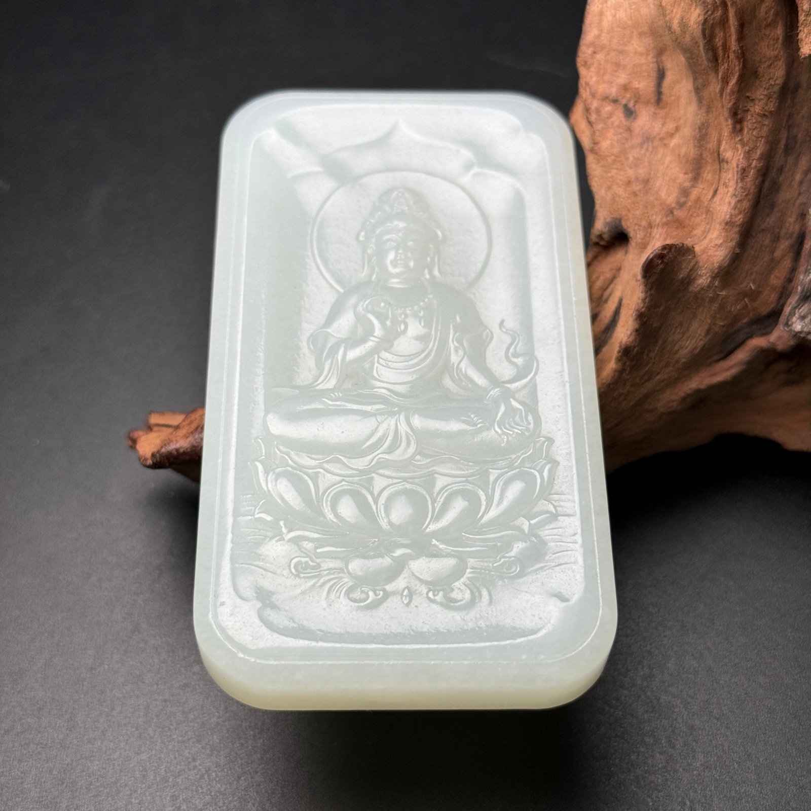 An Exquisite White Jade Landscape and Avalokitesvara Pattern Pendant - 7