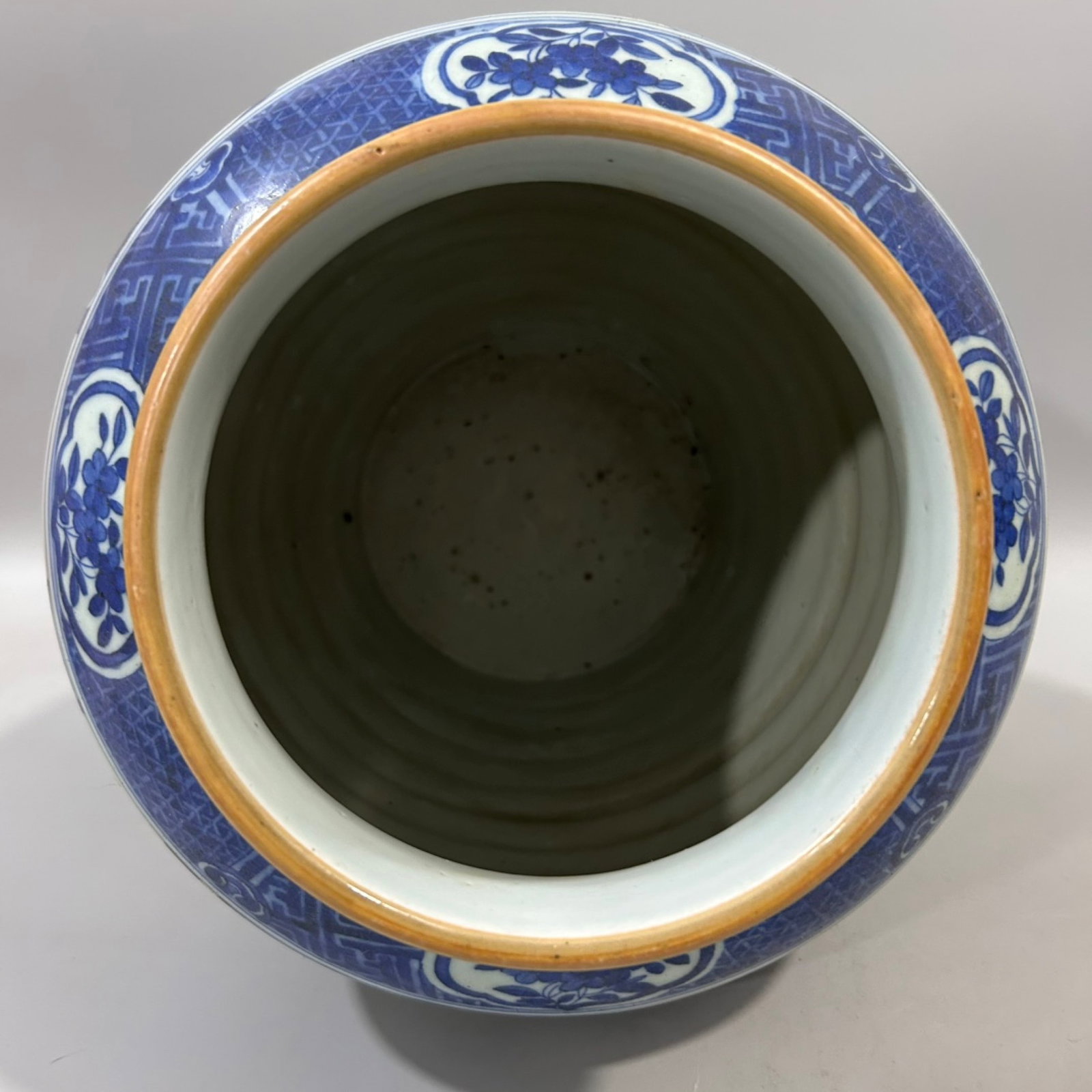 A Rare Blue and White Character and Story Pattern Jar - 6