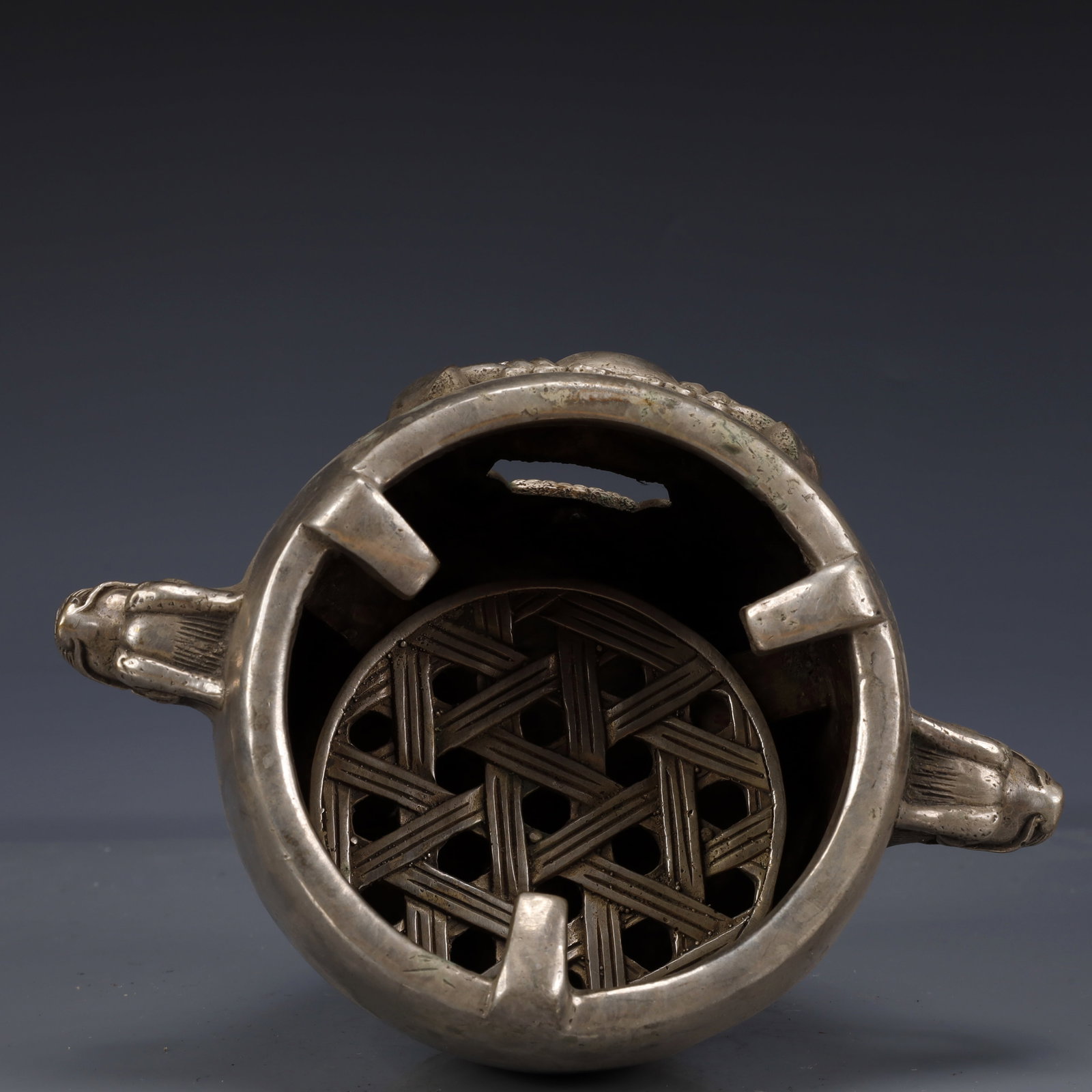An Exquisite Silver-Plated Bronze Beast-Face Pattern Double-Ears Stove - 8