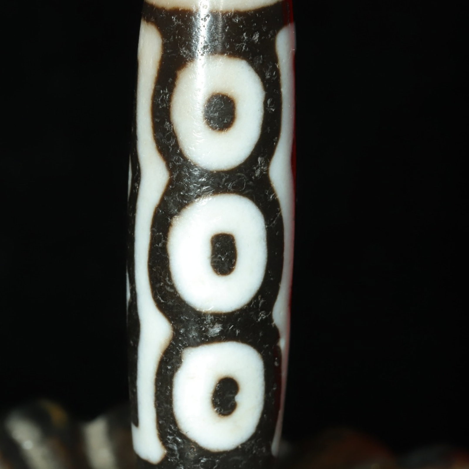 An Exquisite Five Eyes Dzi Bead Pendant - 6