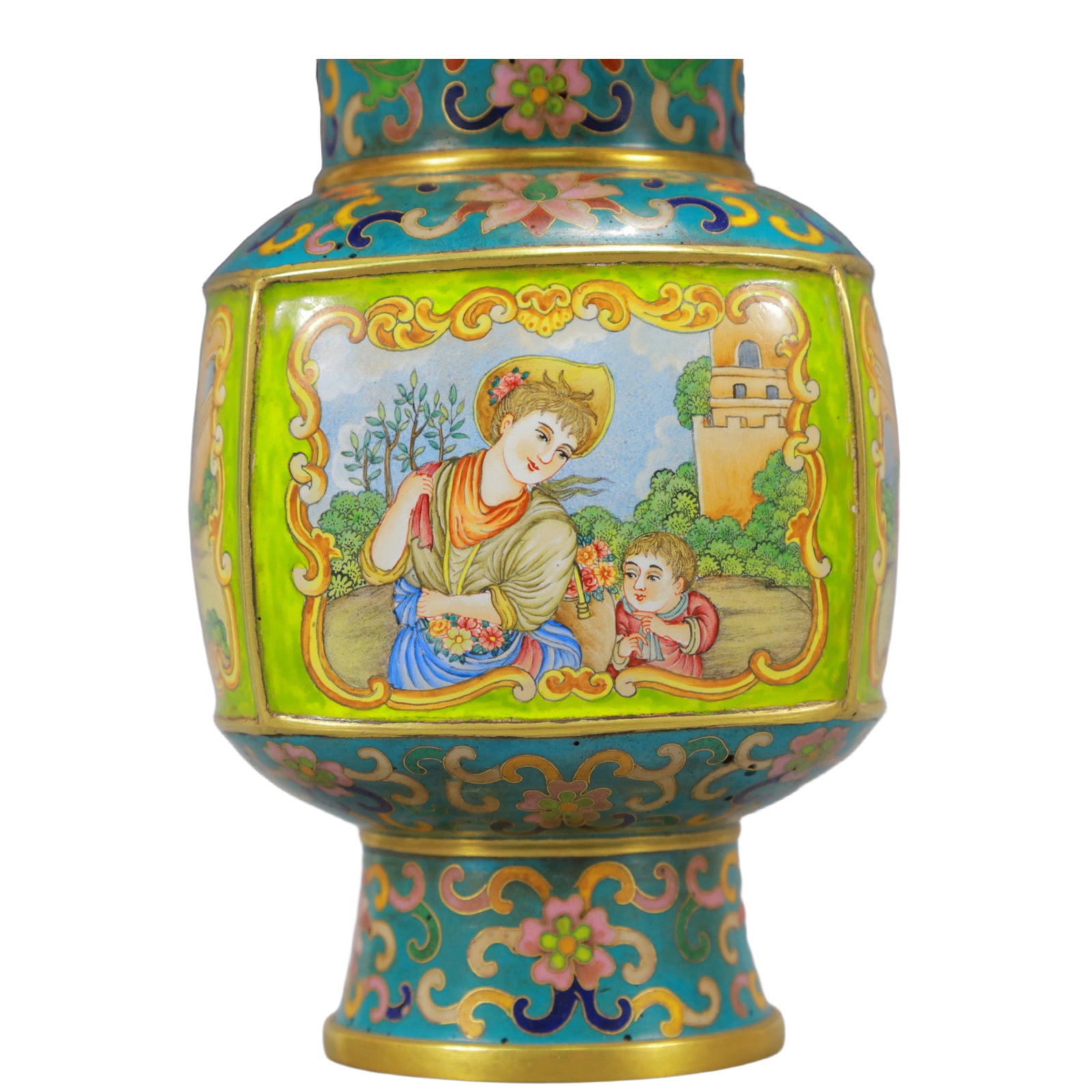 An Exquisite Painted Enamel Figure Pattern Vase - 3