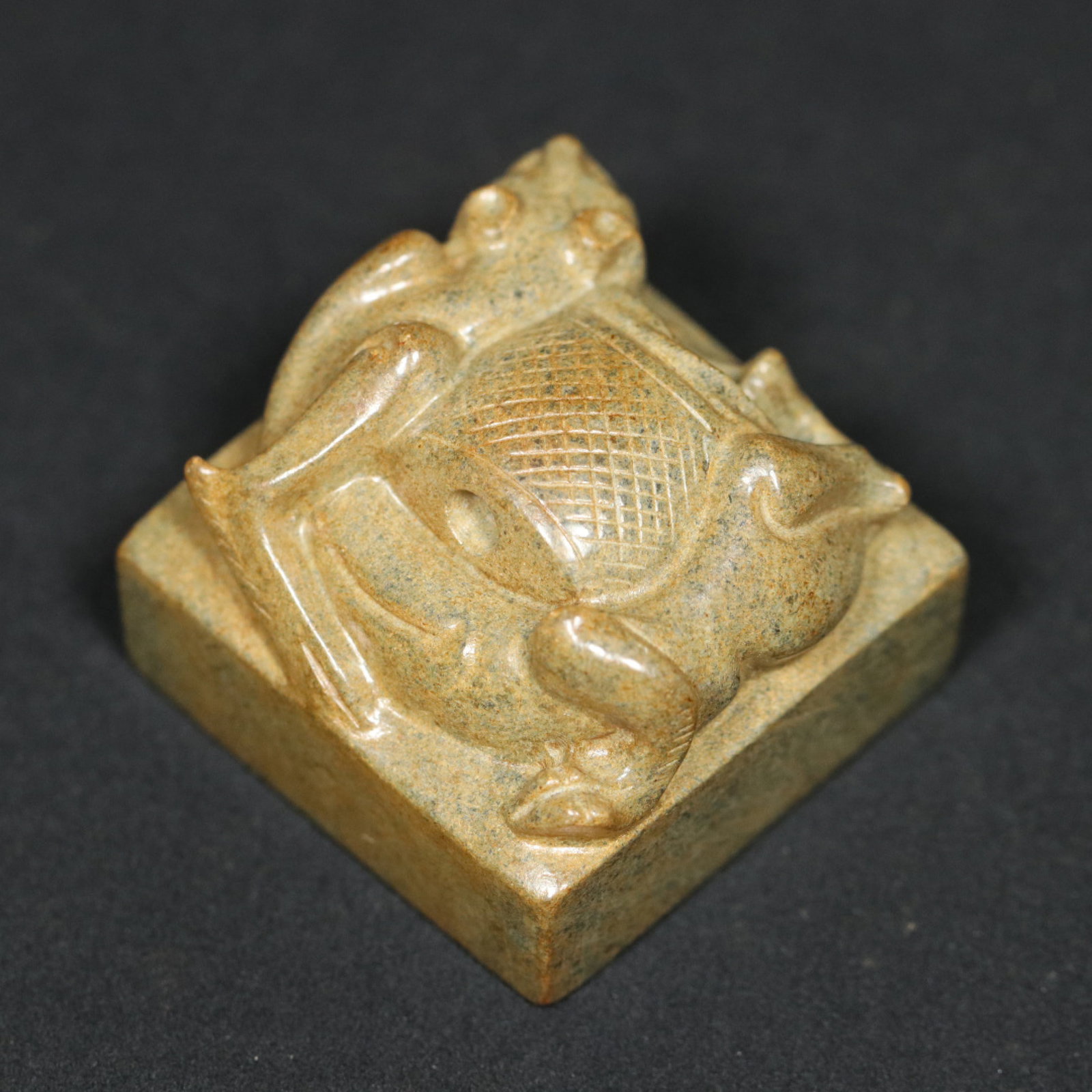 An Exquisite Archaic Jade Chi-Dragon Pattern Seal - 4