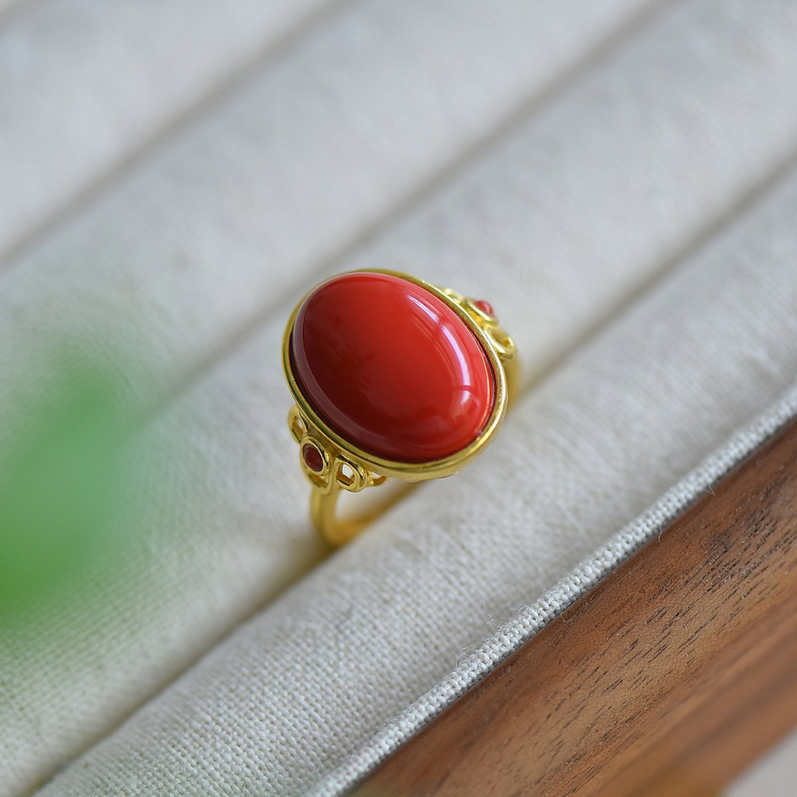 An Exquisite Sterling Silver-Gold Plated Inlaid Cinnabar Ring - 2