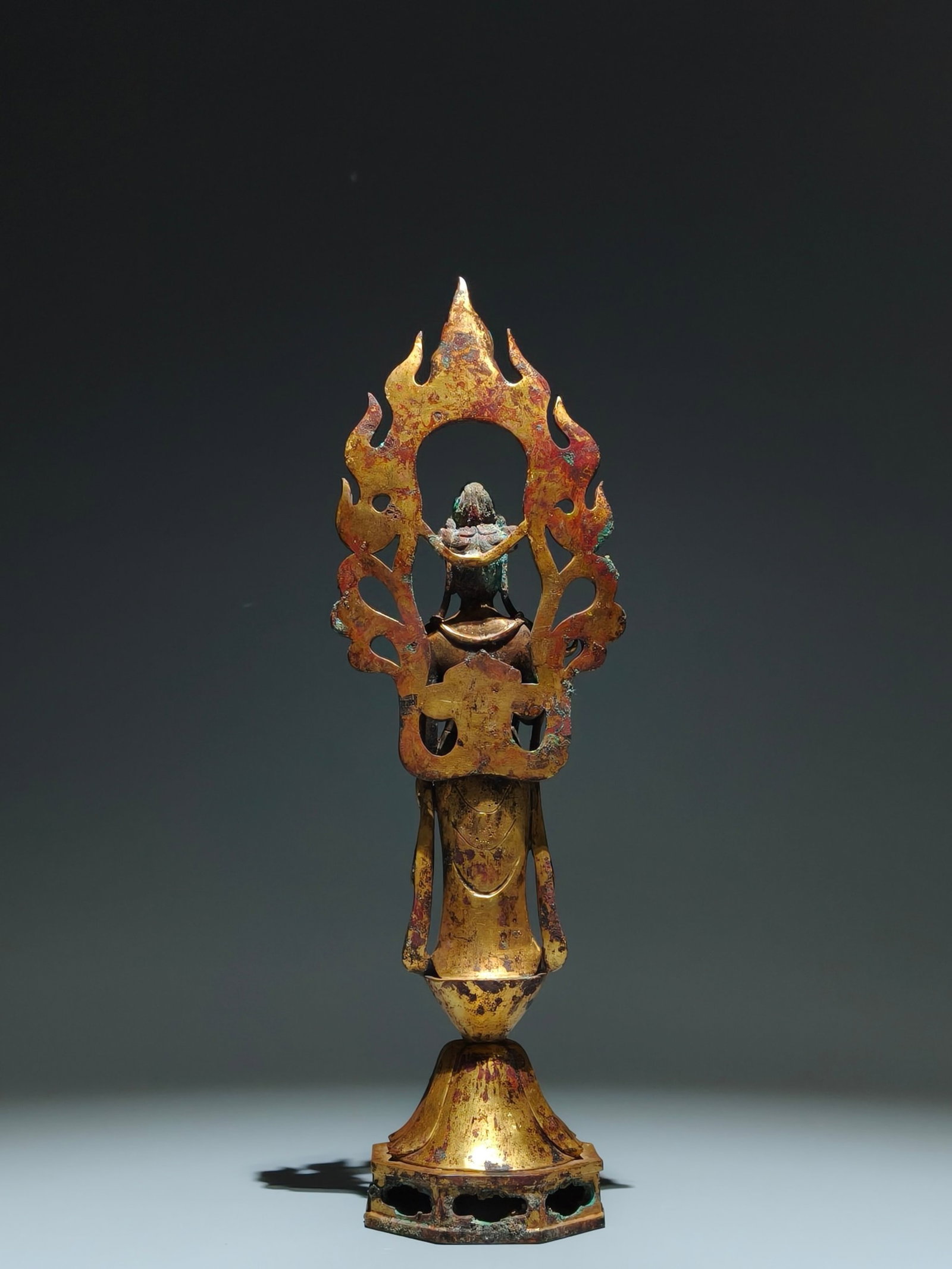 A Solemn Gilt Bronze Statue of Bodhisattva - 6