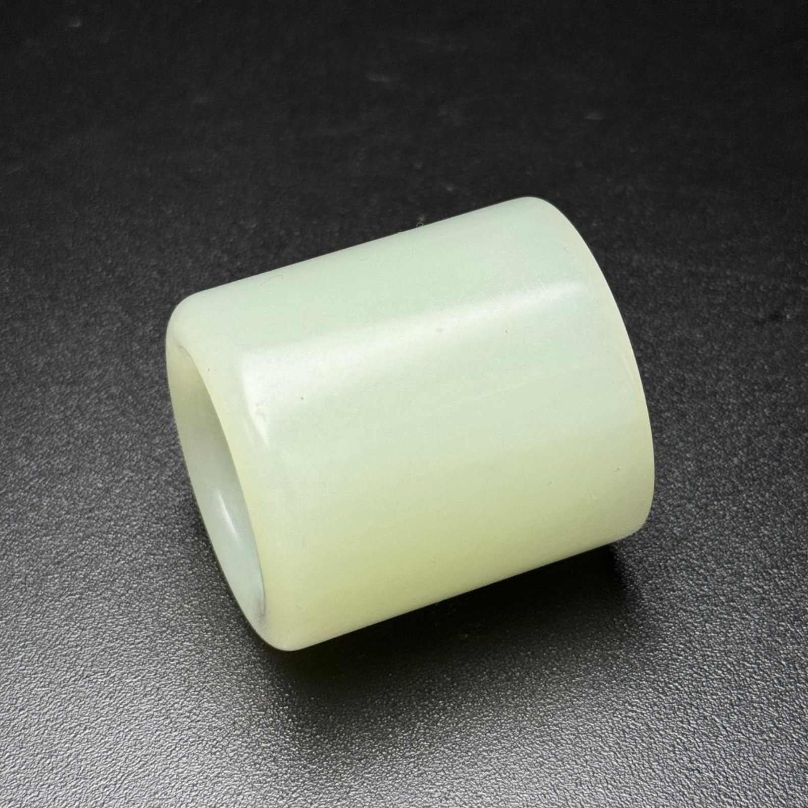 An Exquisite White Jade Fingerstall - 5