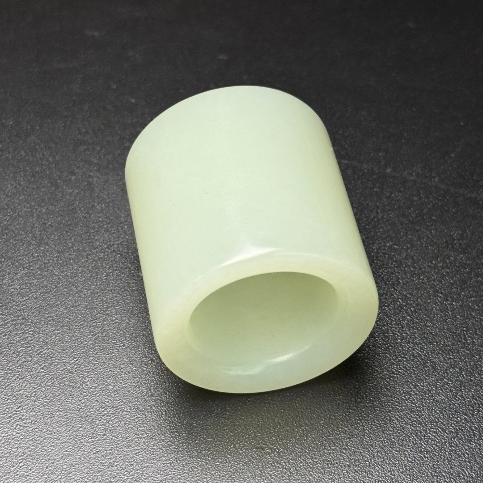 An Exquisite White Jade Fingerstall - 6