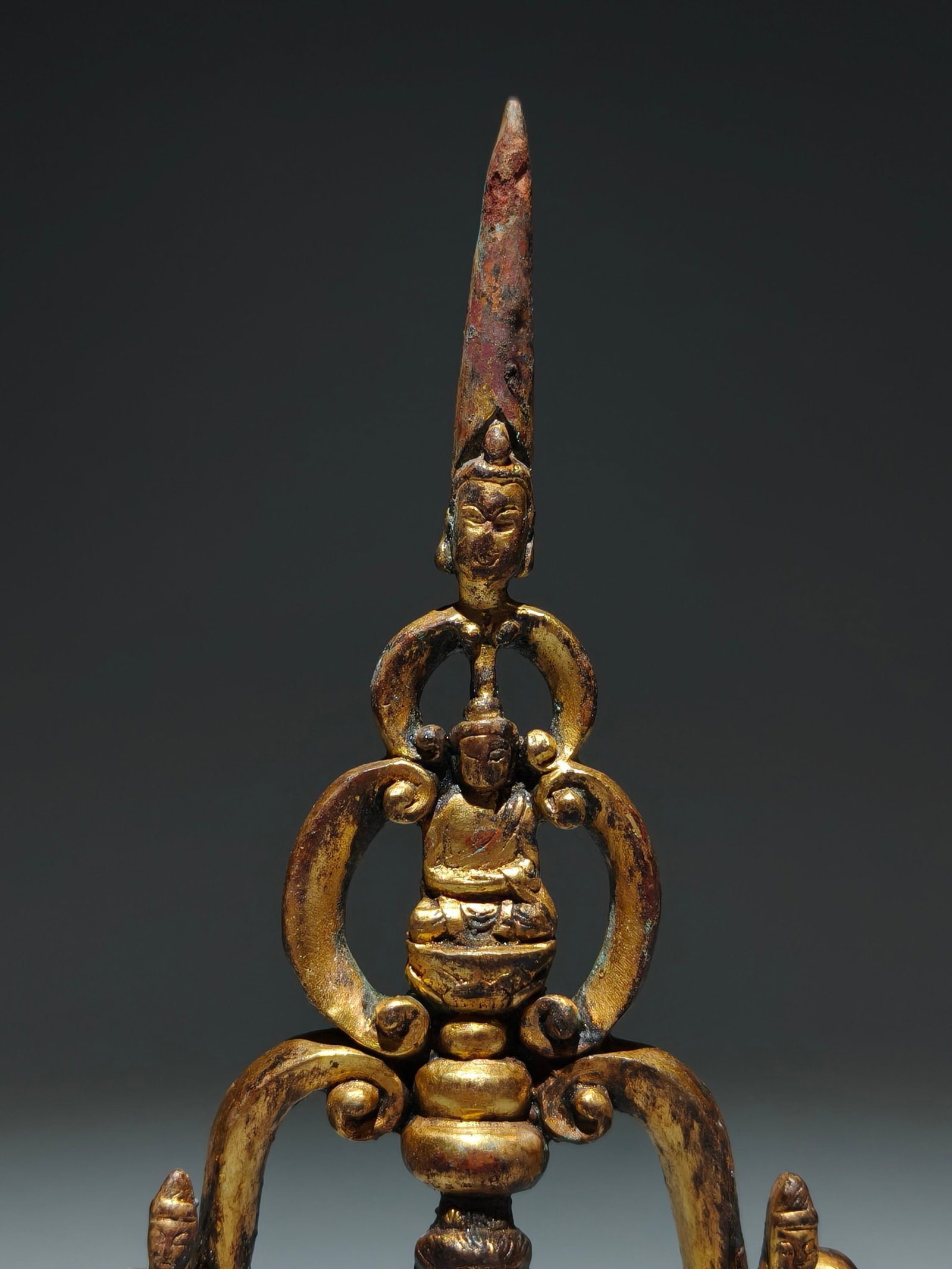 A Solemn Gilt Bronze Buddha Statue - 2