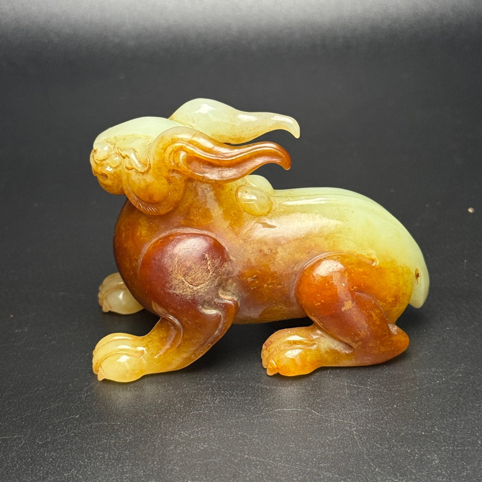 An Exquisite White Jade Rabbit Hand Piece - 4