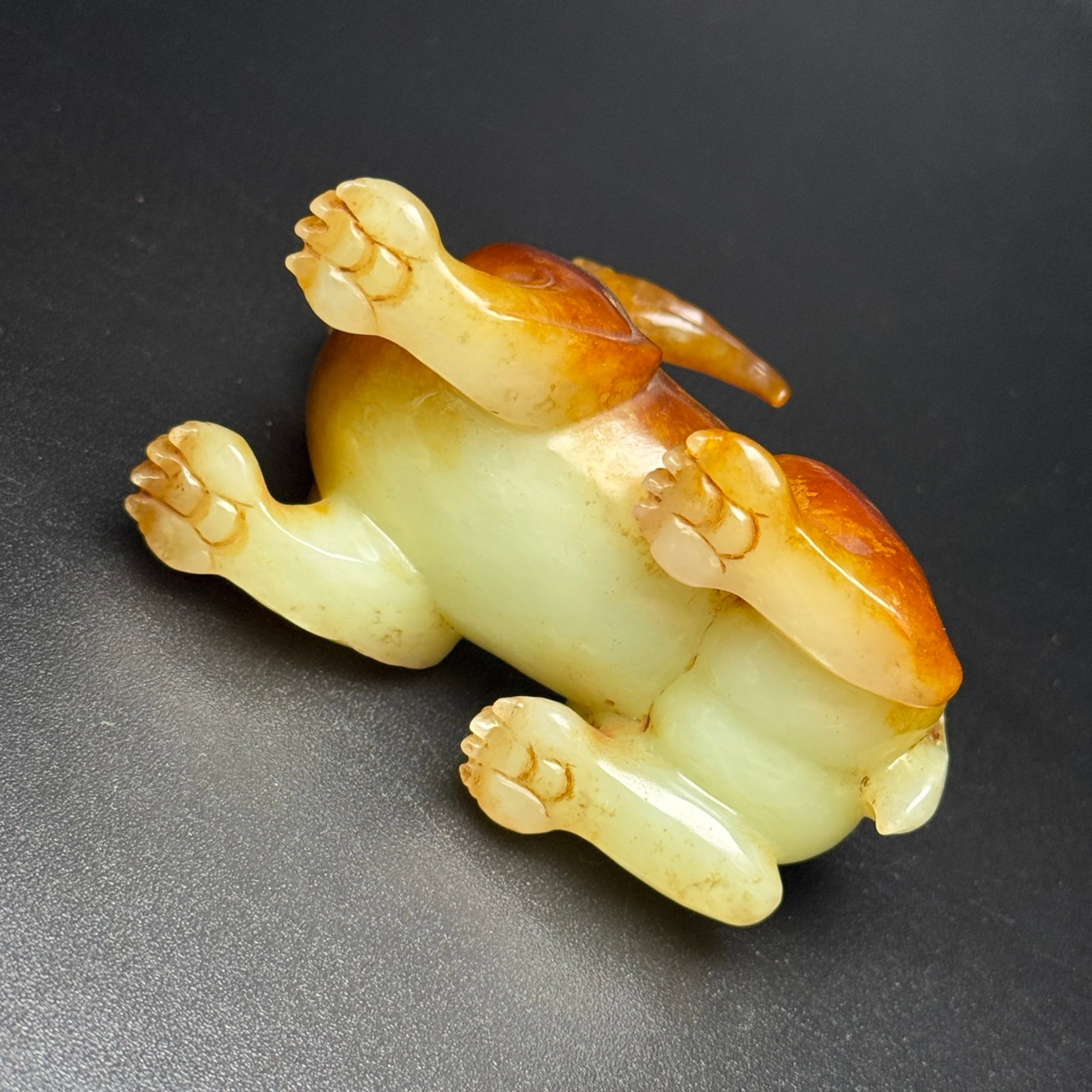 An Exquisite White Jade Rabbit Hand Piece - 5