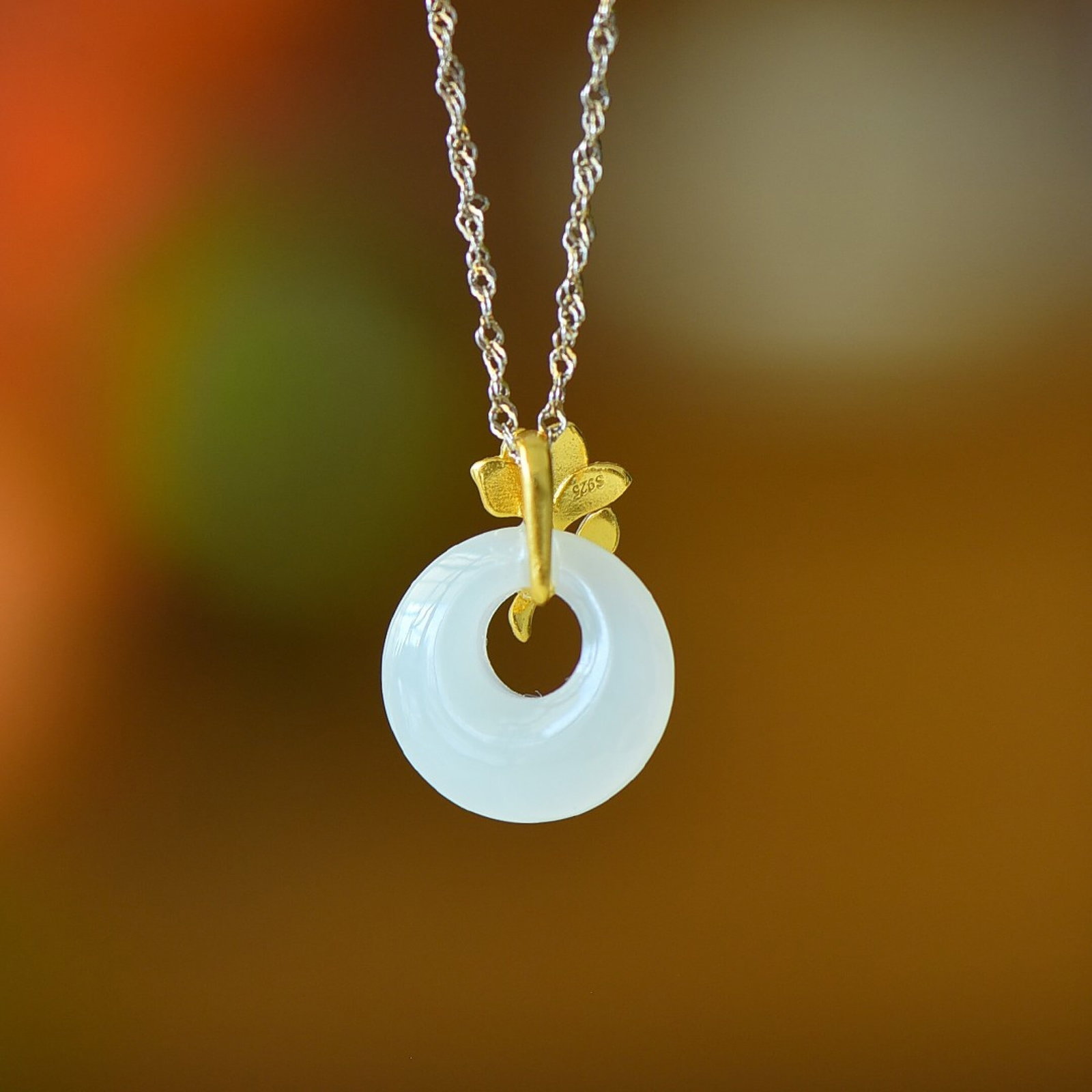 An Exquisite Sterling Silver-Gold Plated Inlaid White Jade Pendant - 5