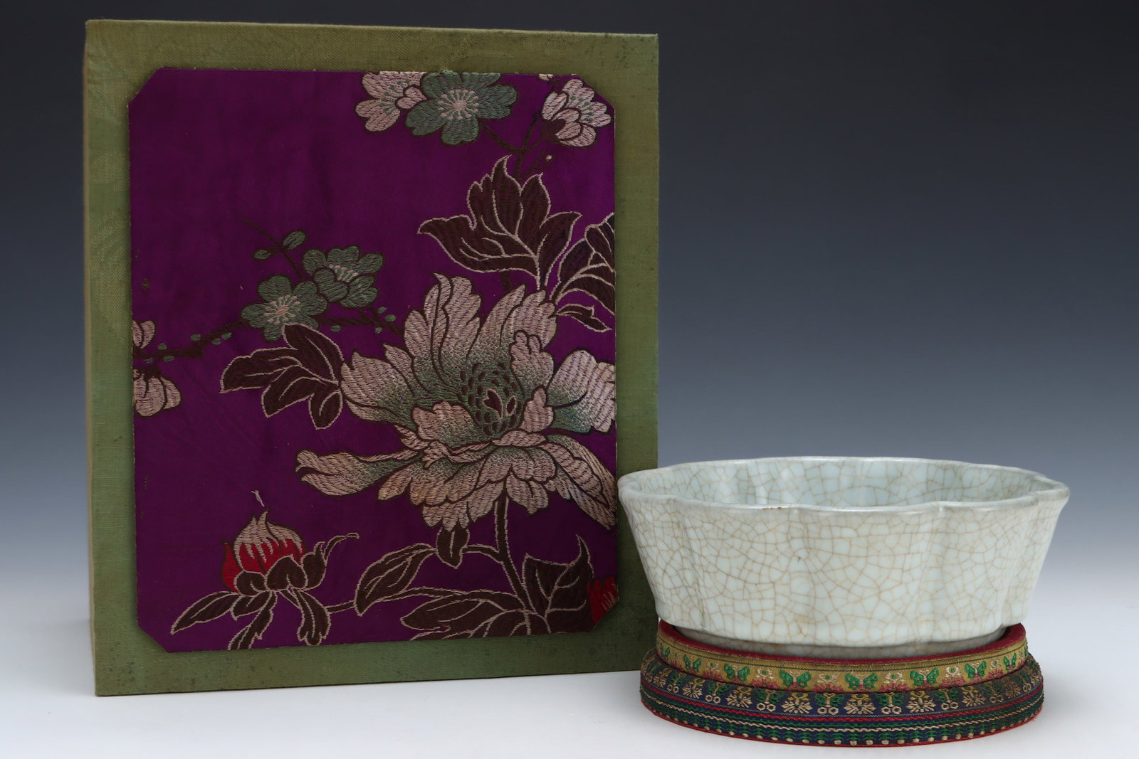 An Exquisite Guan yao White Glazed Water Pot (1 of 8)