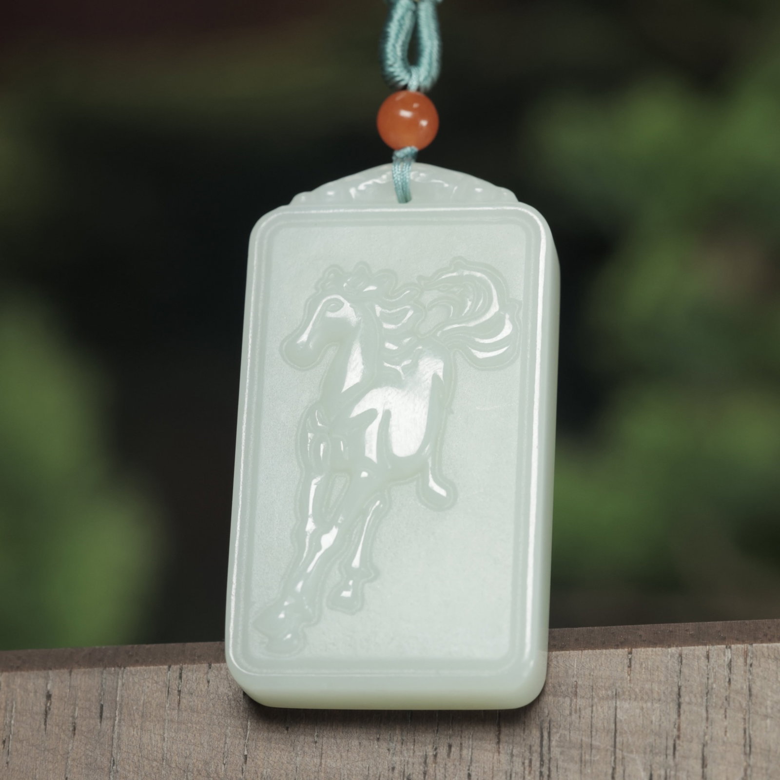 An Exquisite White Jade Horse Pattern Pendant - 4
