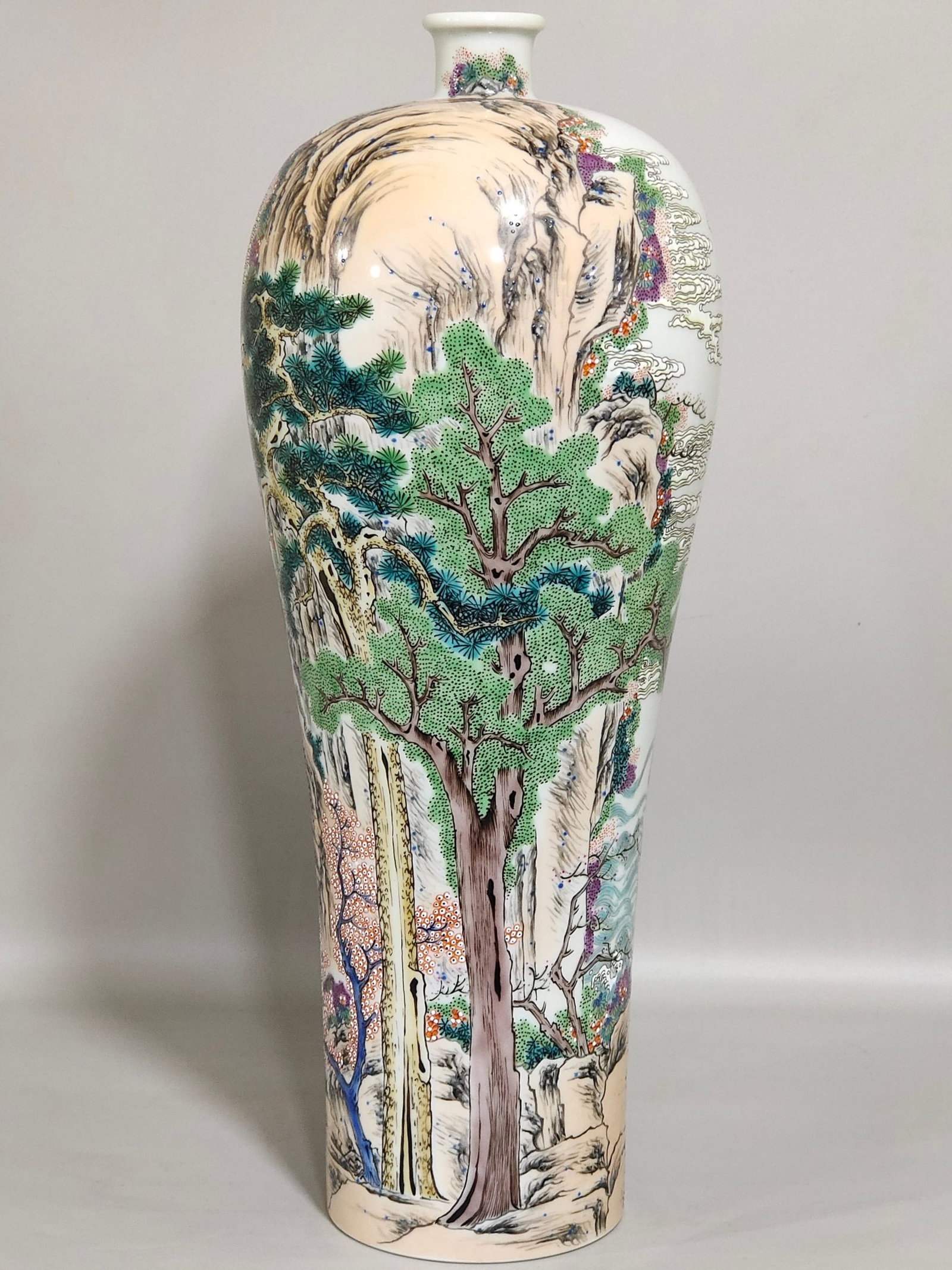 A Rare Famille-Rose Landscape and Figure Pattern Vase - 2