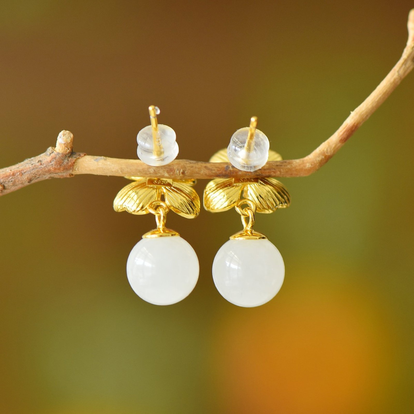 A Pair of Exquisite Sterling Silver-Gold Plated Inlaid White Jade Earrings - 5