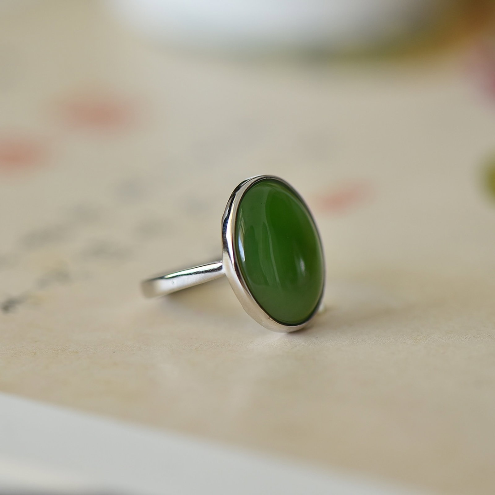 An Exquisite Sterling Silver-Gold Plated Inlaid Jasper Ring - 5