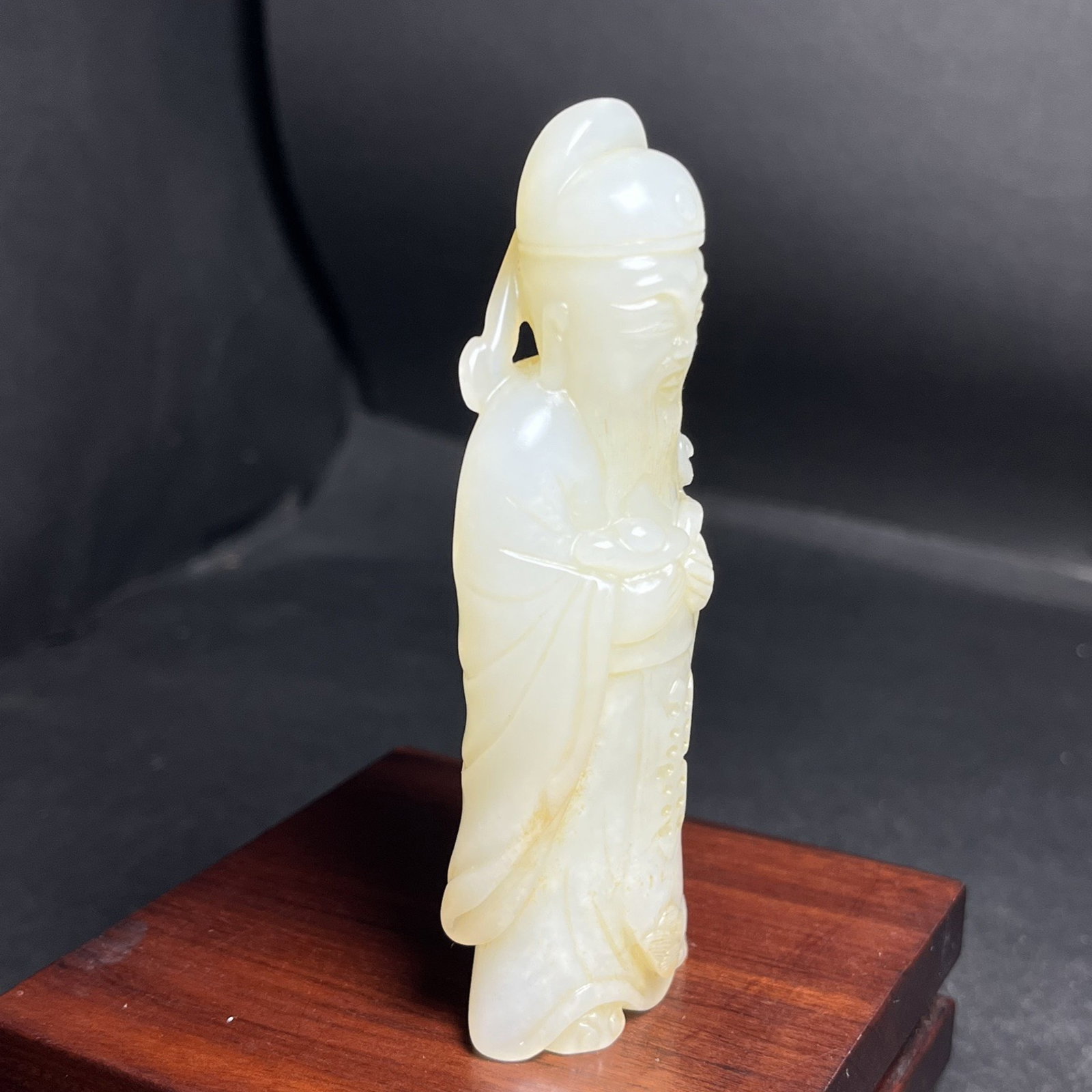An Exquisite White Jade Statue of Mammon Ornament - 3