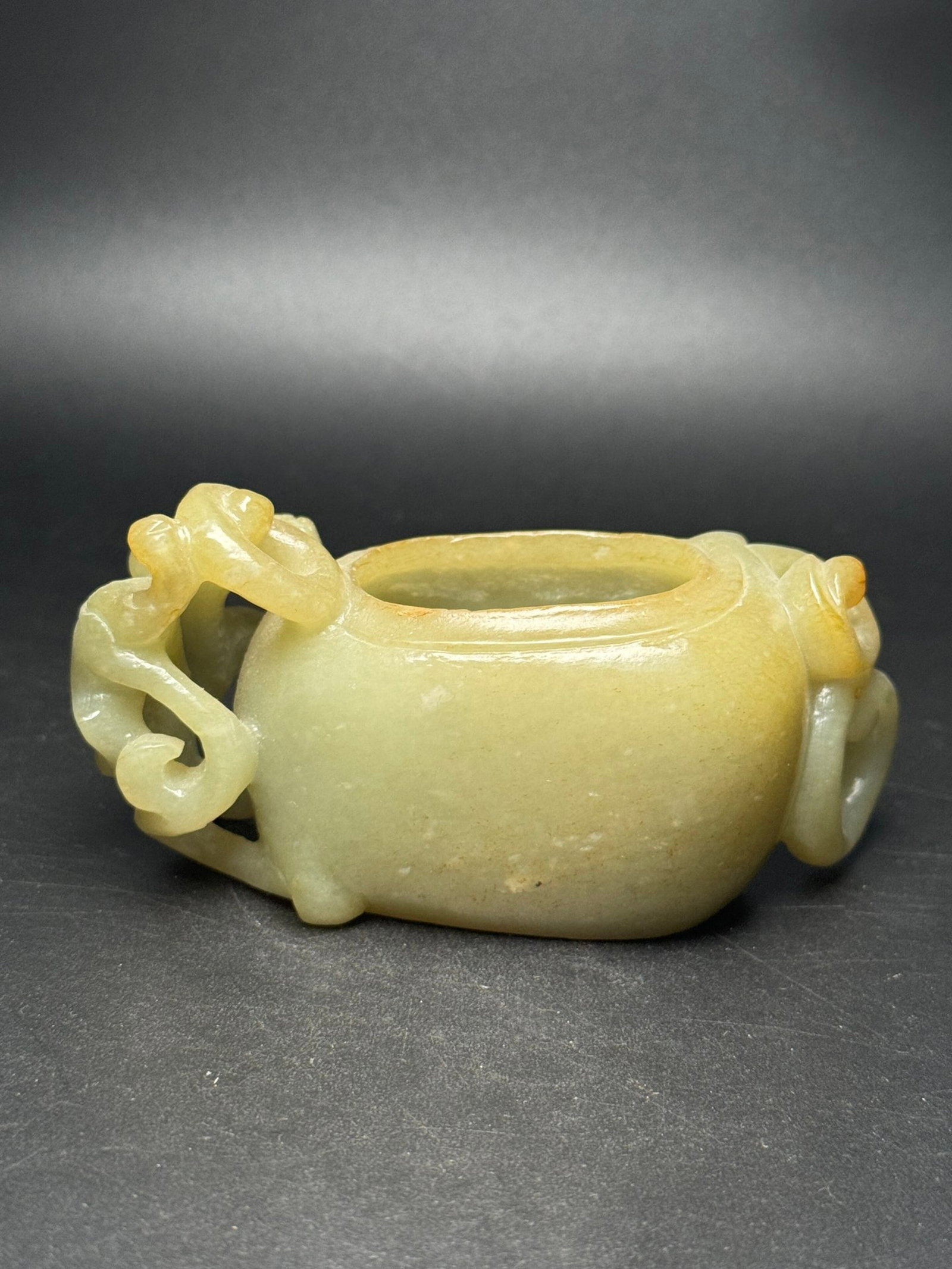An Exquisite White Jade Chi-Dragon Pattern Brush Washer - 3