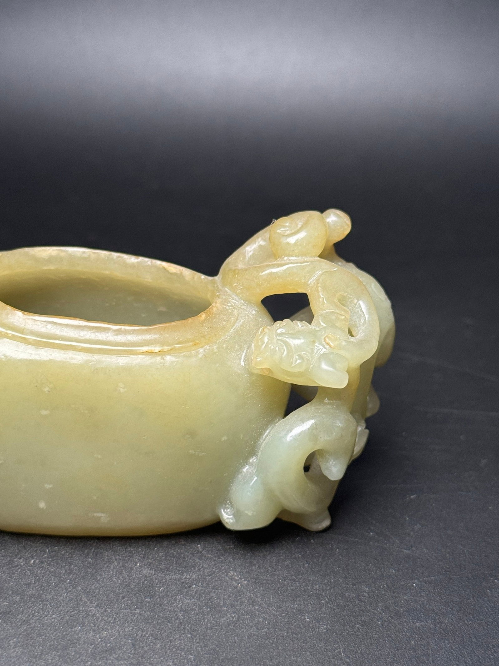 An Exquisite White Jade Chi-Dragon Pattern Brush Washer - 6