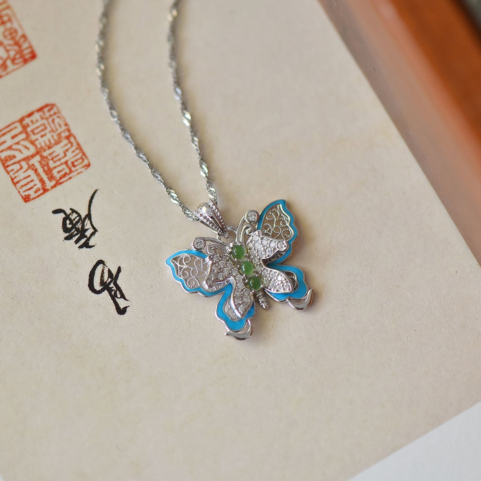 An Exquisite Sterling Silver Inlaid Jasper Pendant,Inlaid Diamond - 3
