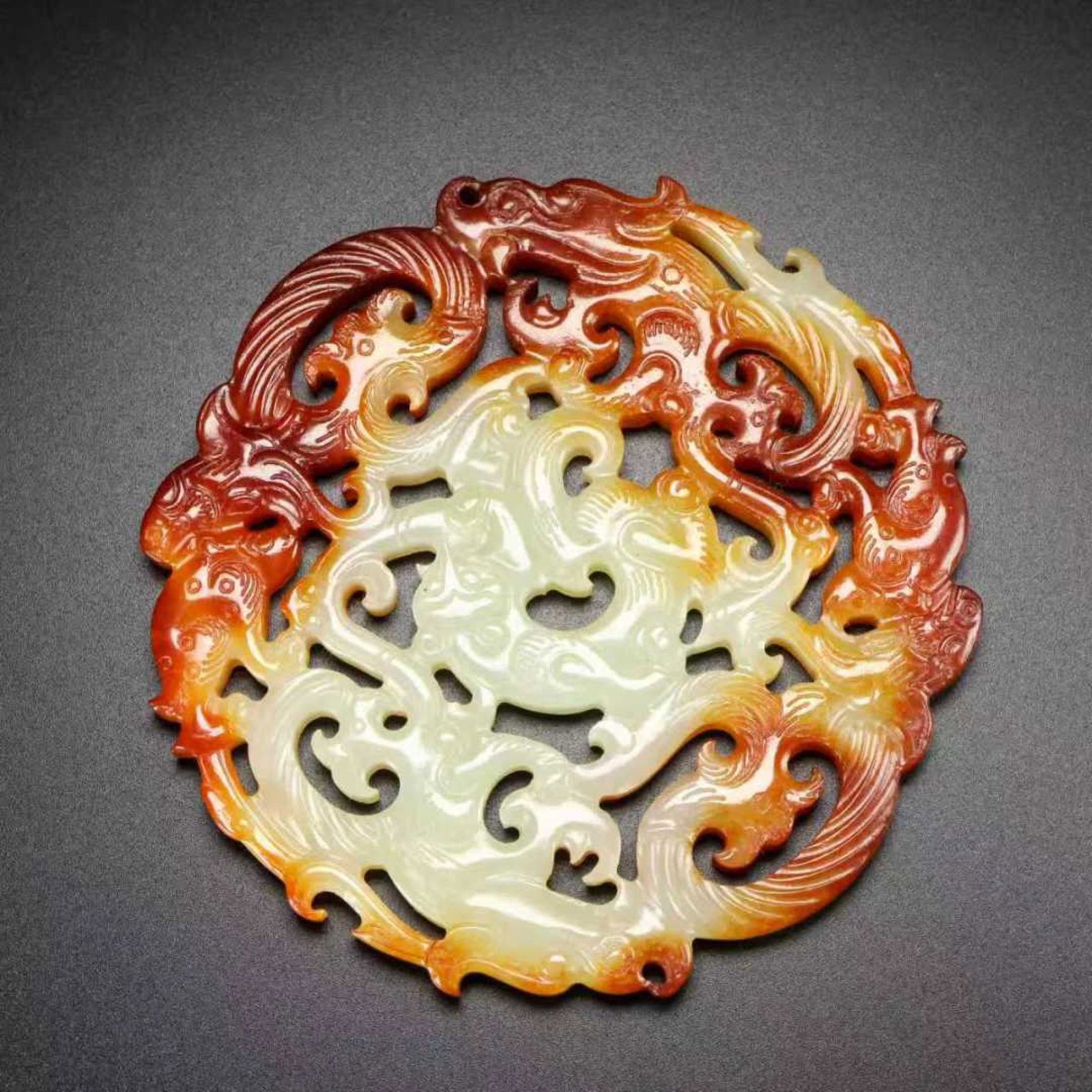 An Exquisite White Jade Auspicious Beast Pattern Pendant - 7