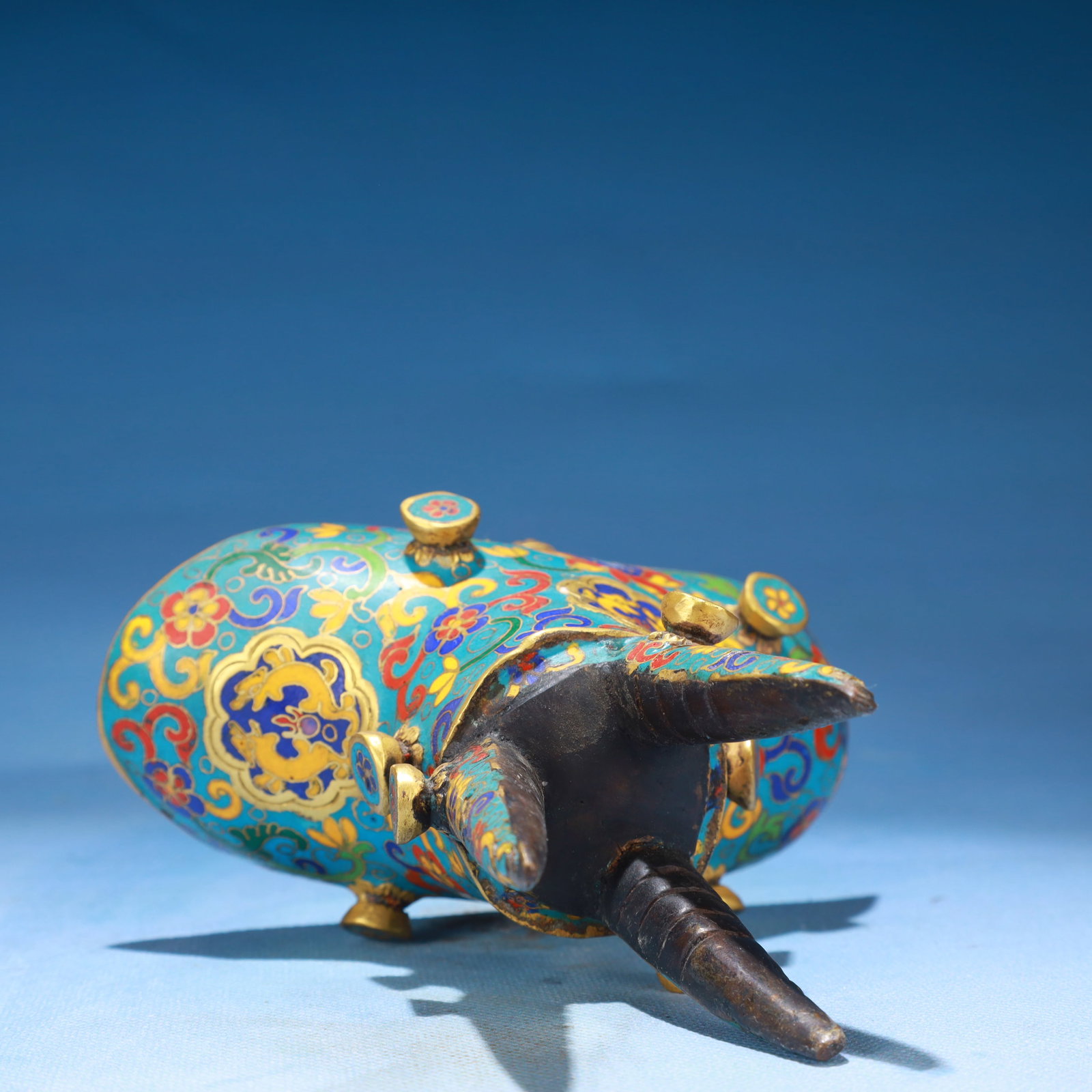 An Exquisite Cloisonne Lotus Pattern Tripod Libation Cup,with Base - 9