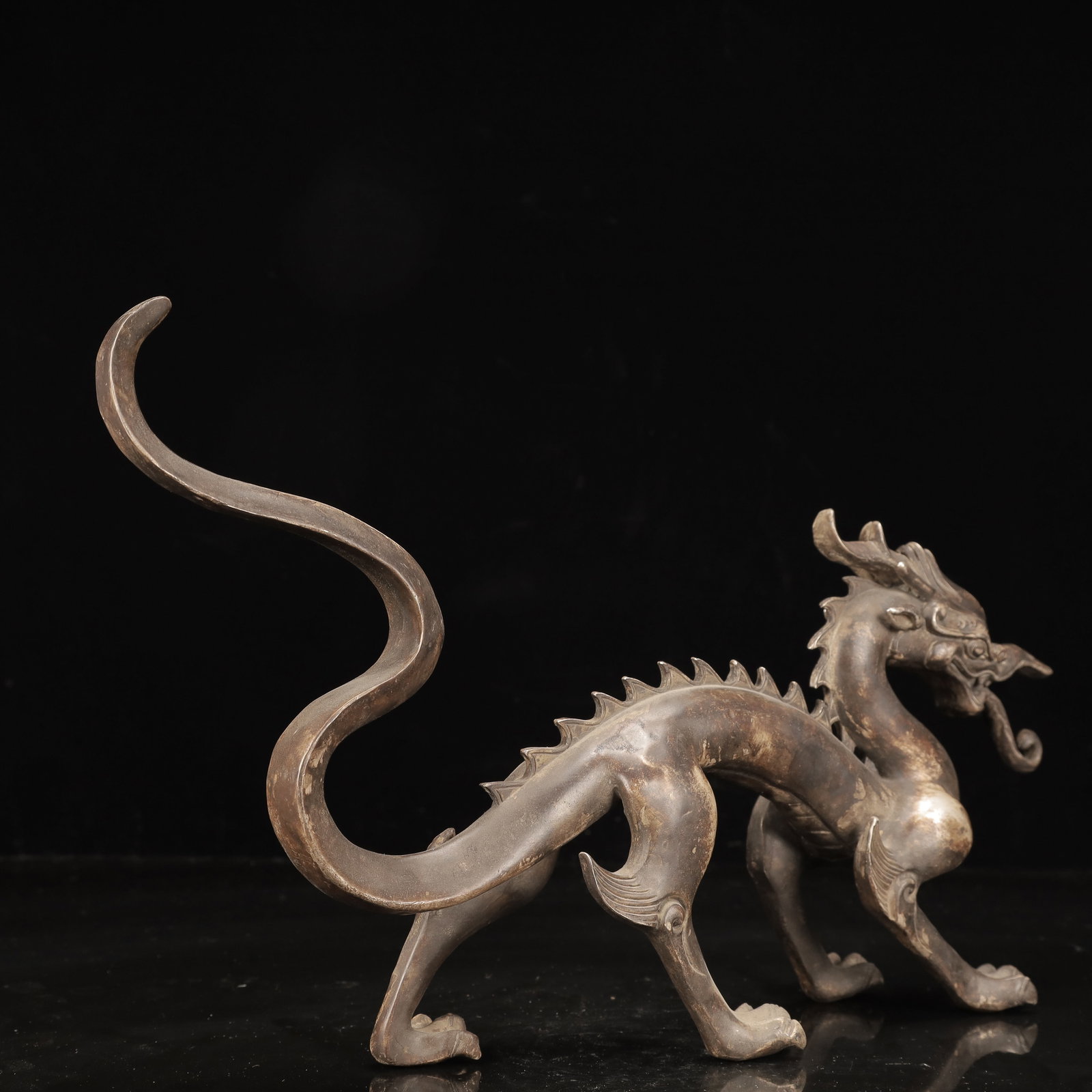 A Huge Silver-Plated Bronze Dragon Ornament - 10