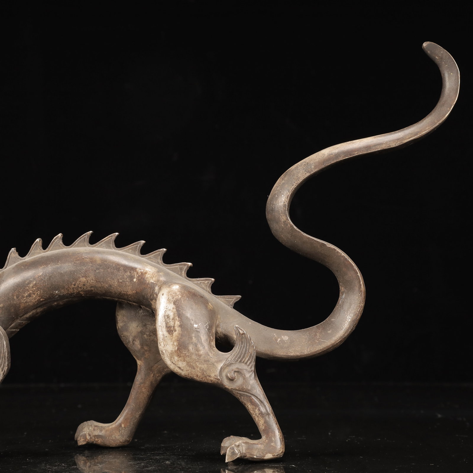 A Huge Silver-Plated Bronze Dragon Ornament - 3