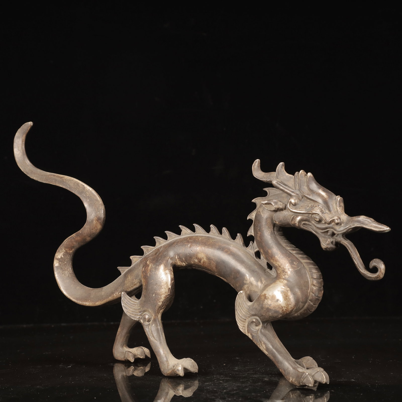 A Huge Silver-Plated Bronze Dragon Ornament - 5