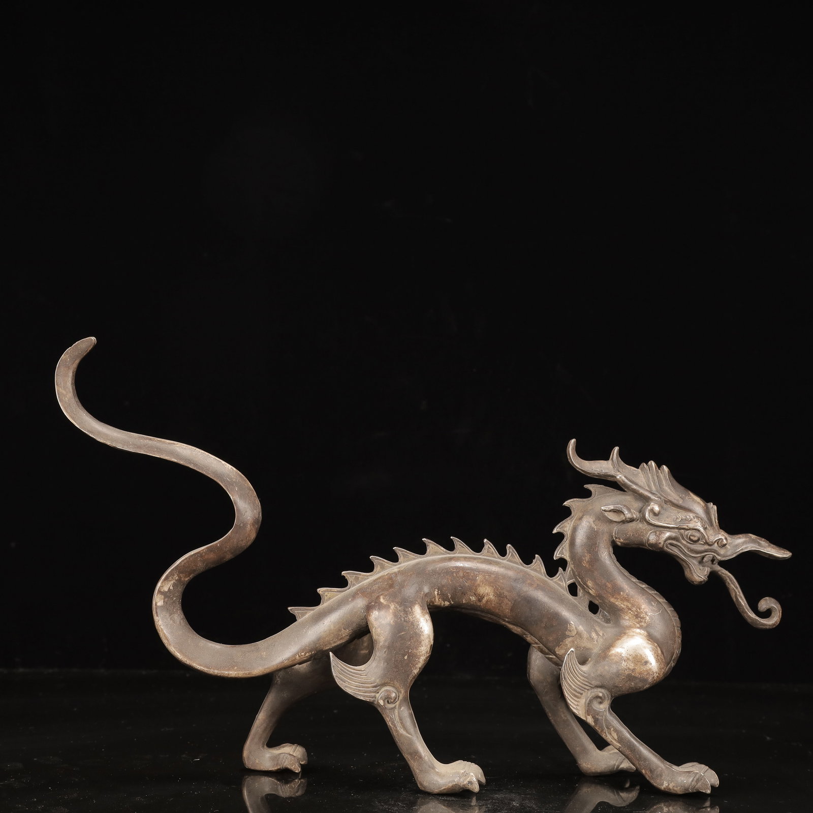 A Huge Silver-Plated Bronze Dragon Ornament - 6