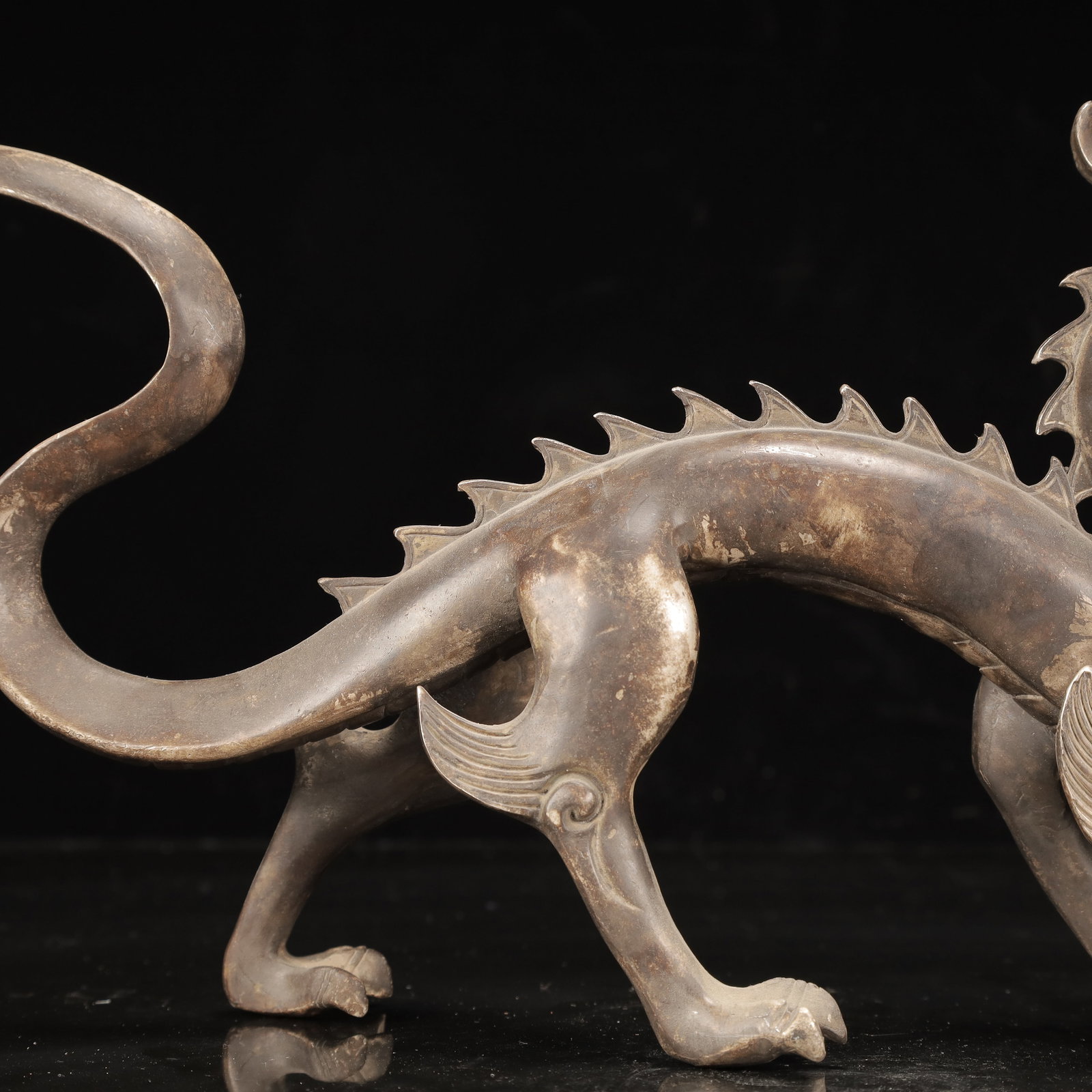 A Huge Silver-Plated Bronze Dragon Ornament - 8