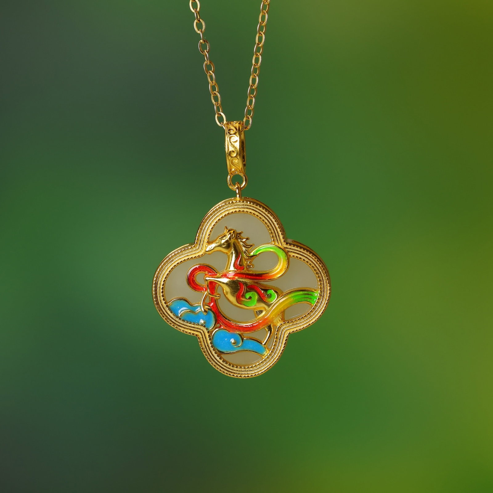 An Exquisite Sterling Silver-Gold Plated Inlaid White Jade Pendant: Estimated Value:300-600 An Exquisite Sterling Silver-Gold Plated Inlaid White Jade Pendant,Size:18mmx18mm 纯银镀金镶白玉吊坠