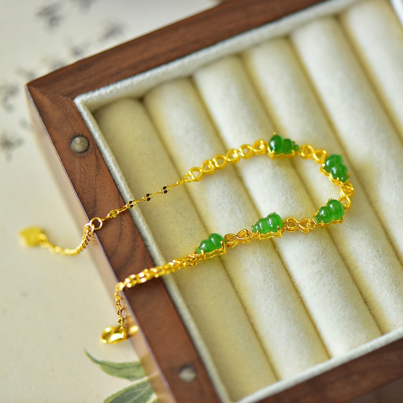 An Exquisite Sterling Silver-Gold Plated Inlaid Jasper Gourd Bracelets - 4