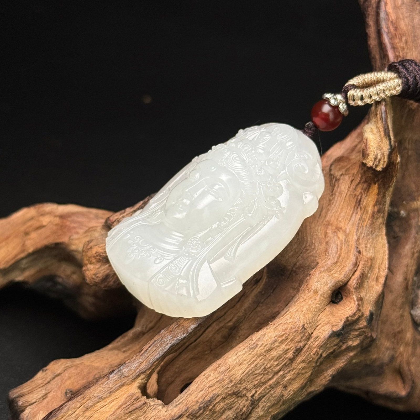 An Exquisite White Jade Avalokitesvara-head Pendant - 4